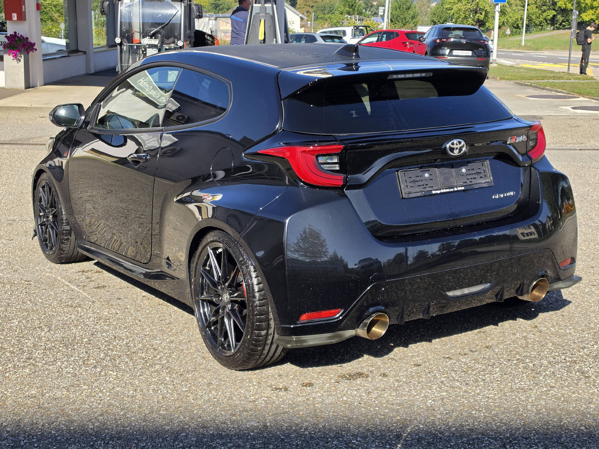 TOYOTA GR Yaris 1.6 Turbo Sport 4x4-showroom-element-2