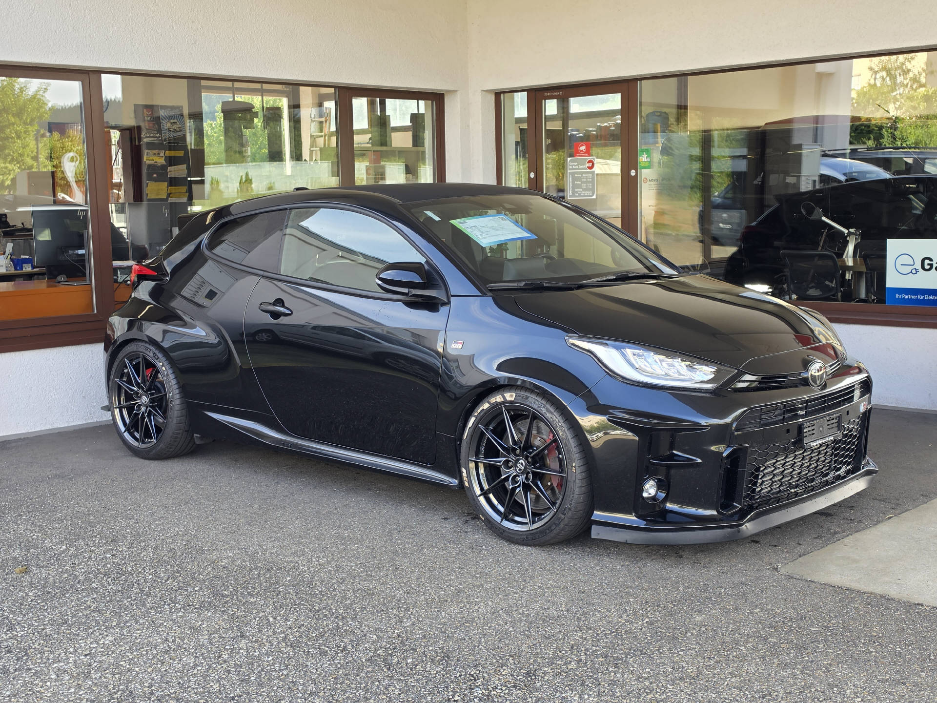 TOYOTA GR Yaris 1.6 Turbo Sport 4x4-image-12