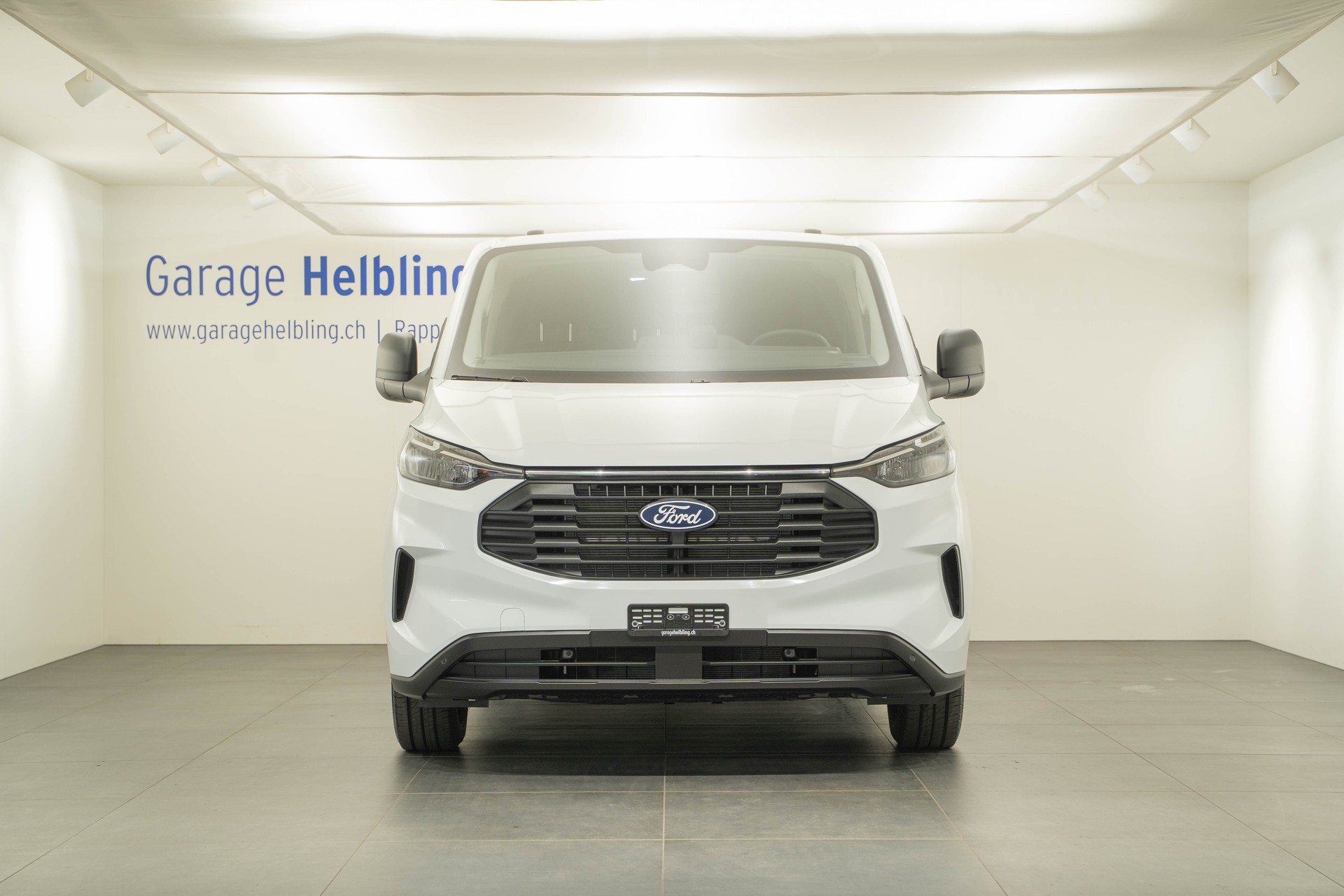 FORD Transit C Van 320 L1 2.0 EcoBlue 136 Trend-showroom-element-1