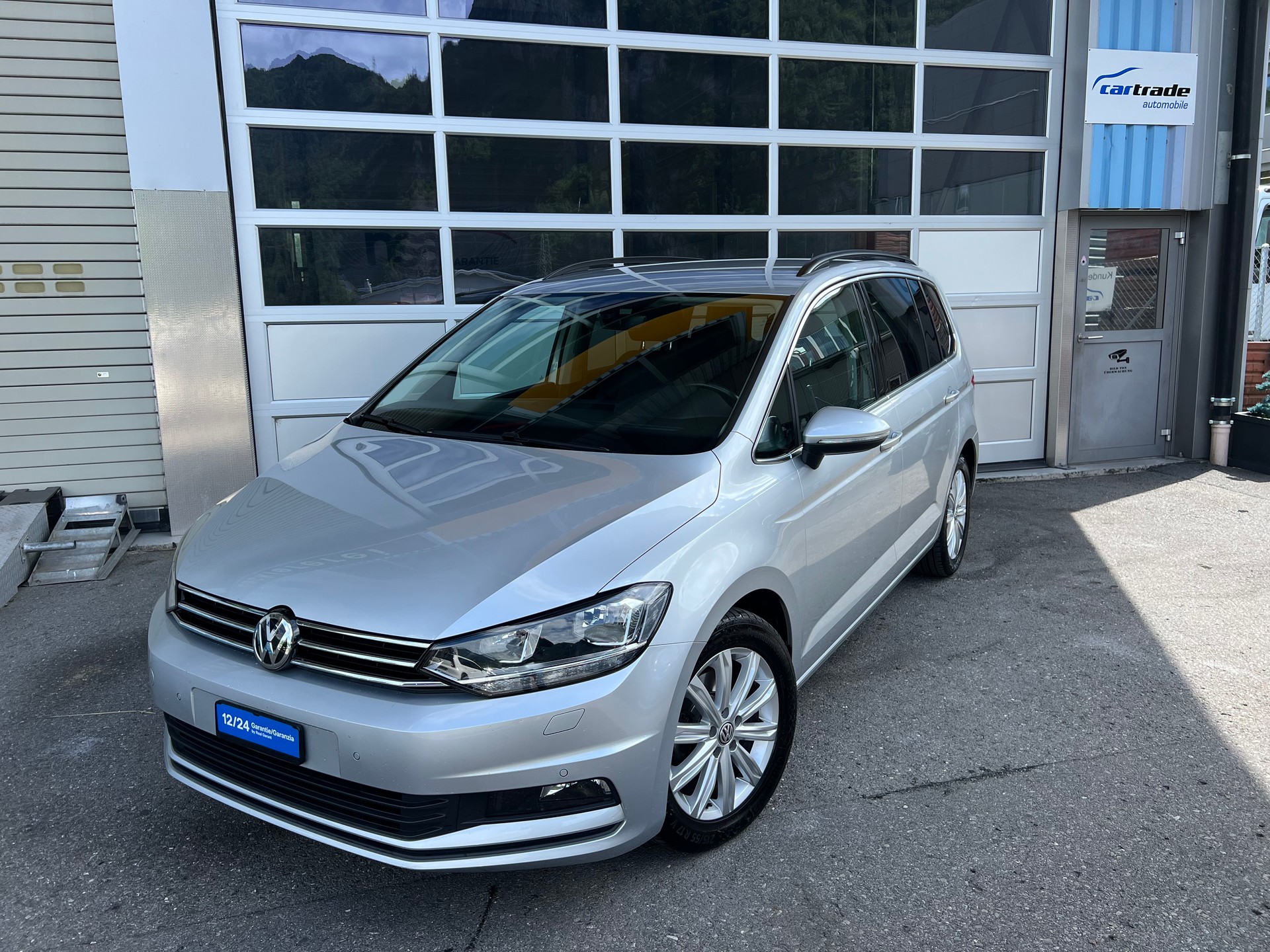 VW Touran 1.4 TSI Comfortline ** 7 Sitzer * Navigation * Rückfarhtkamera * 8 fach * frisch ab MFK * 1 Jahr Garantie möglich ***