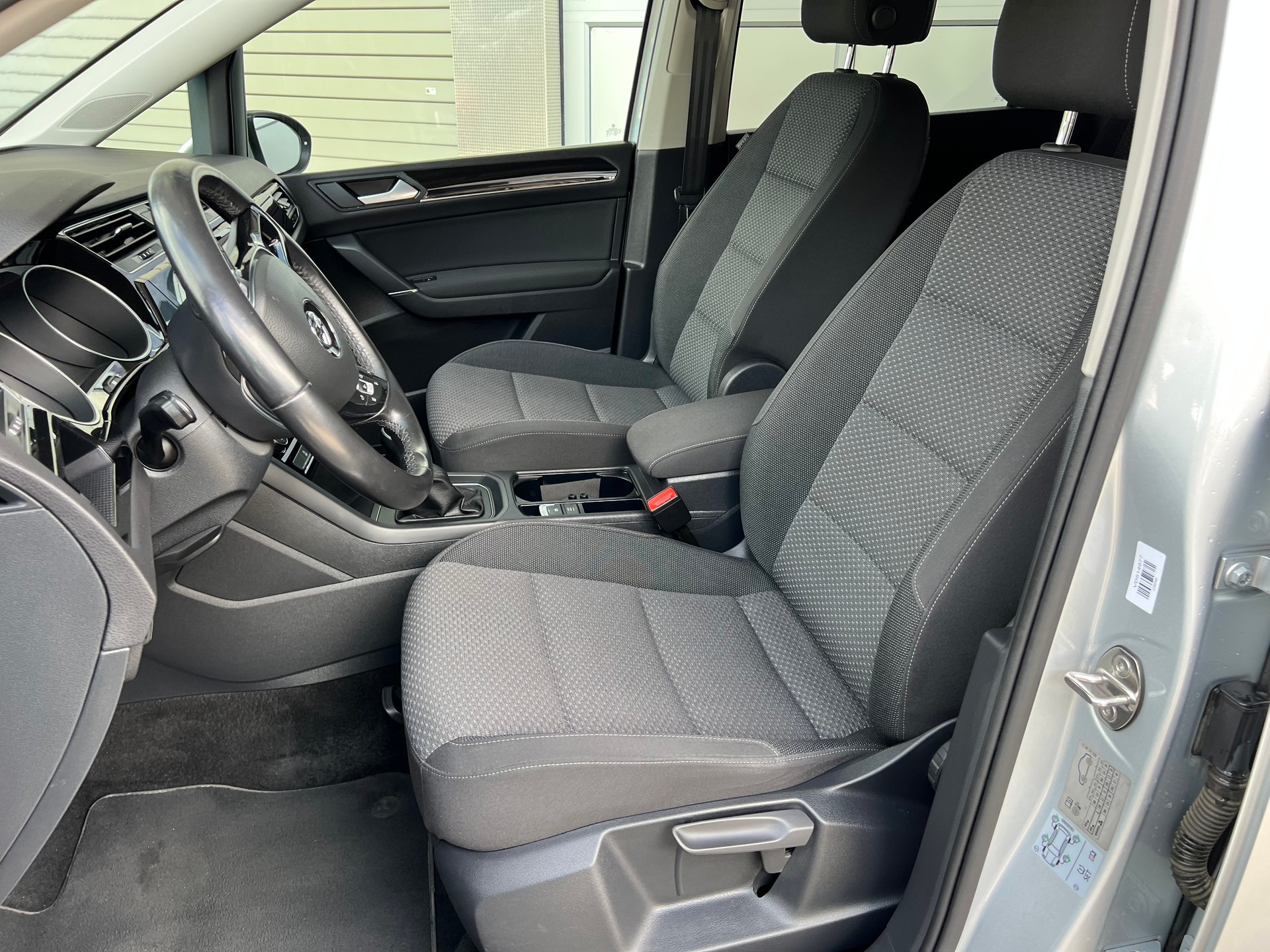 VW Touran 1.4 TSI Comfortline ** 7 Sitzer * Navigation * Rückfarhtkamera * 8 fach * frisch ab MFK * 1 Jahr Garantie möglich ***-image-13