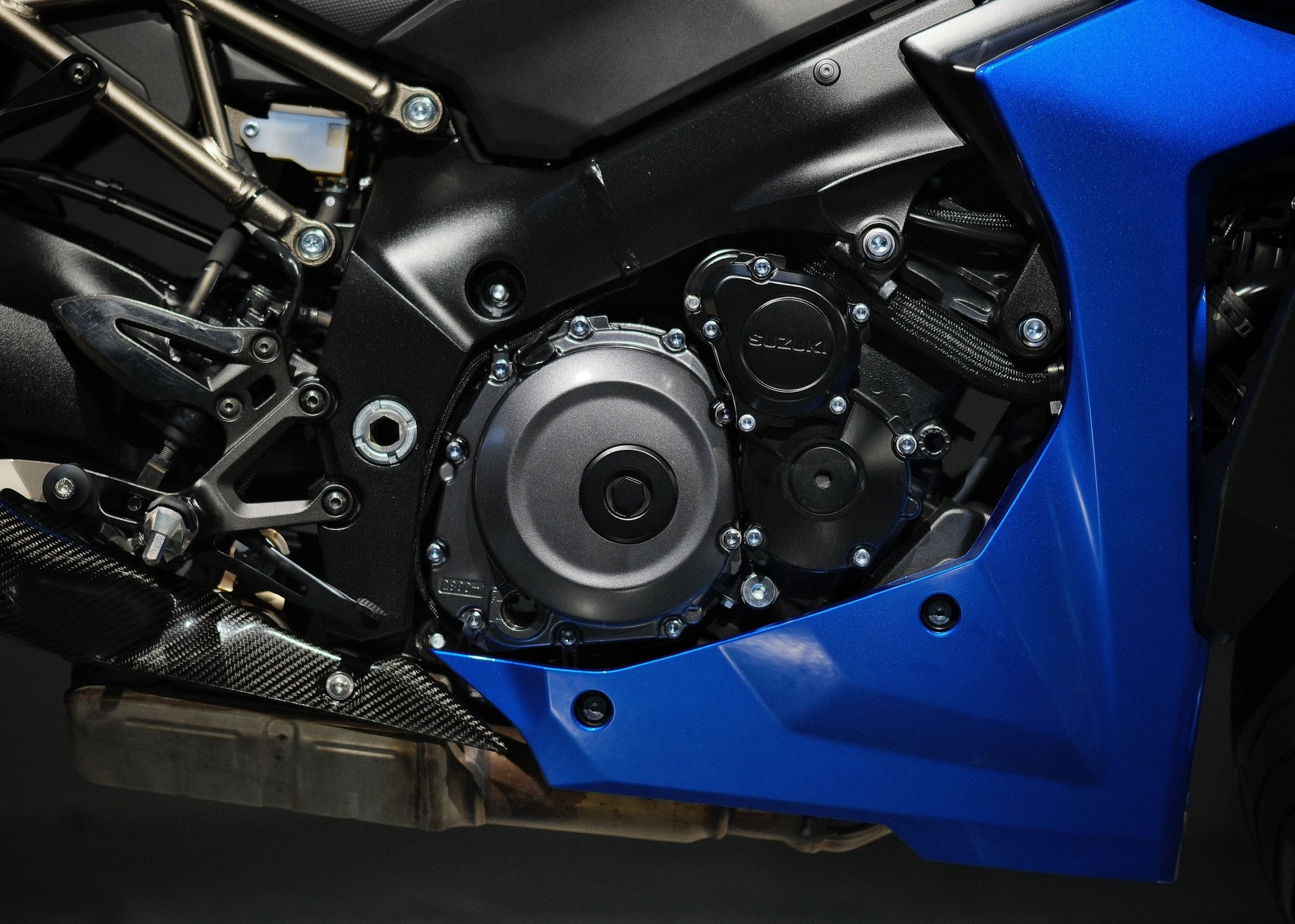 SUZUKI GSX-S 1000 GT-image-8