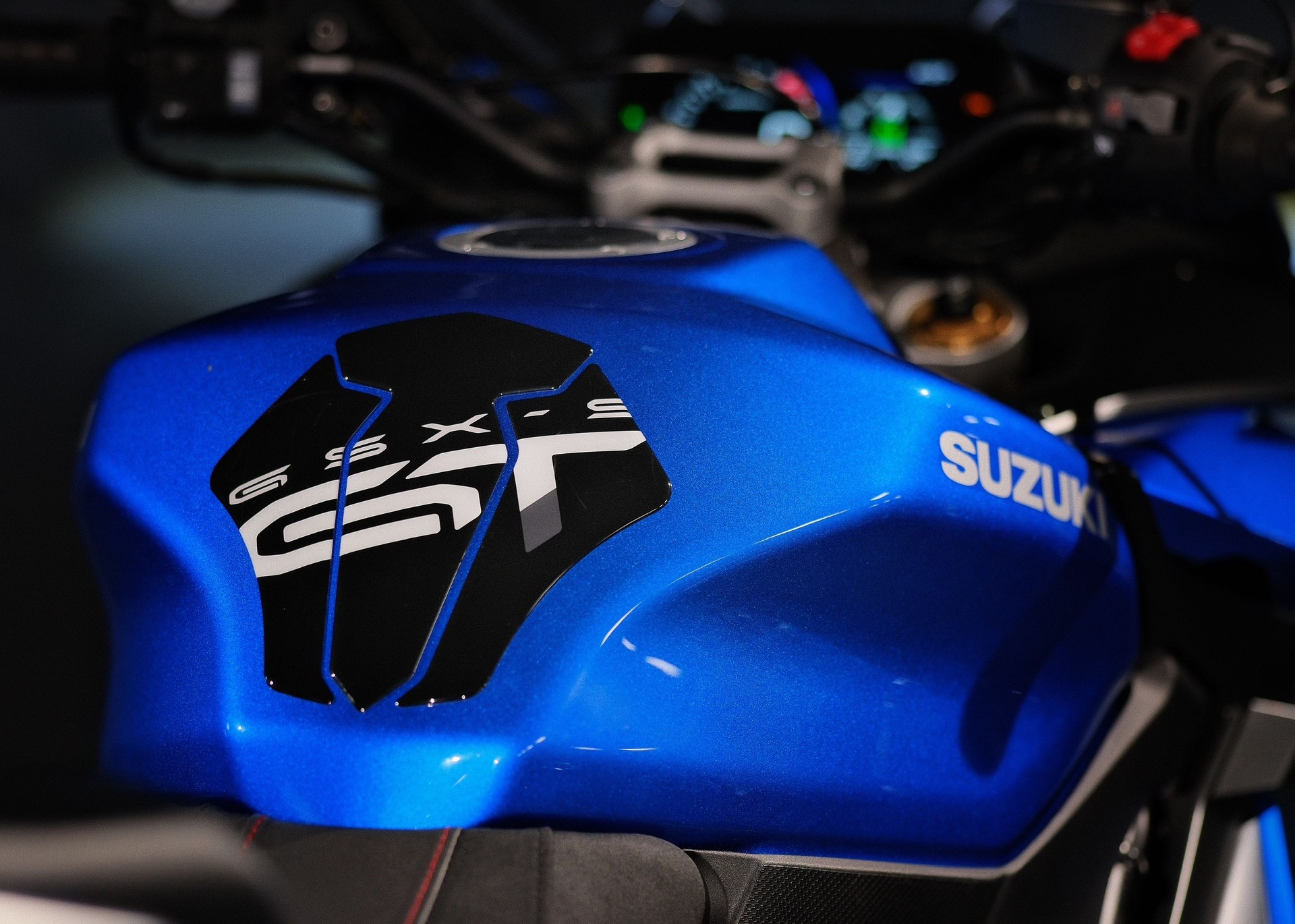 SUZUKI GSX-S 1000 GT-image-6