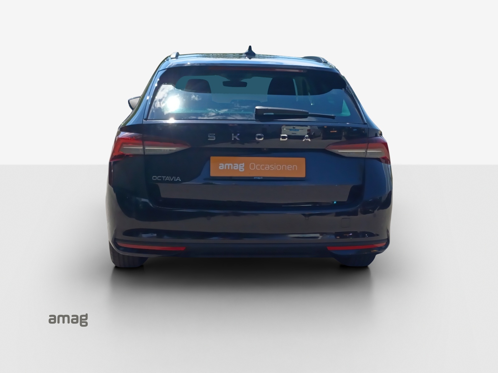 SKODA Octavia Combi 1.5 TSI mHEV DSG Dynamic-showroom-element-3