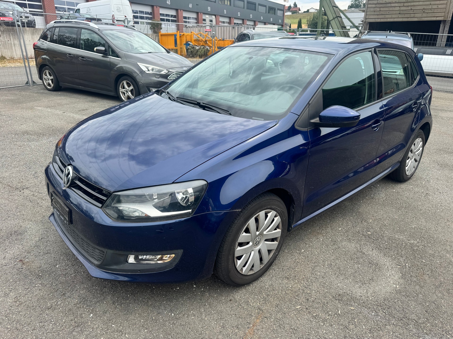 VW Polo 1.2 TSI Trendline-image-2