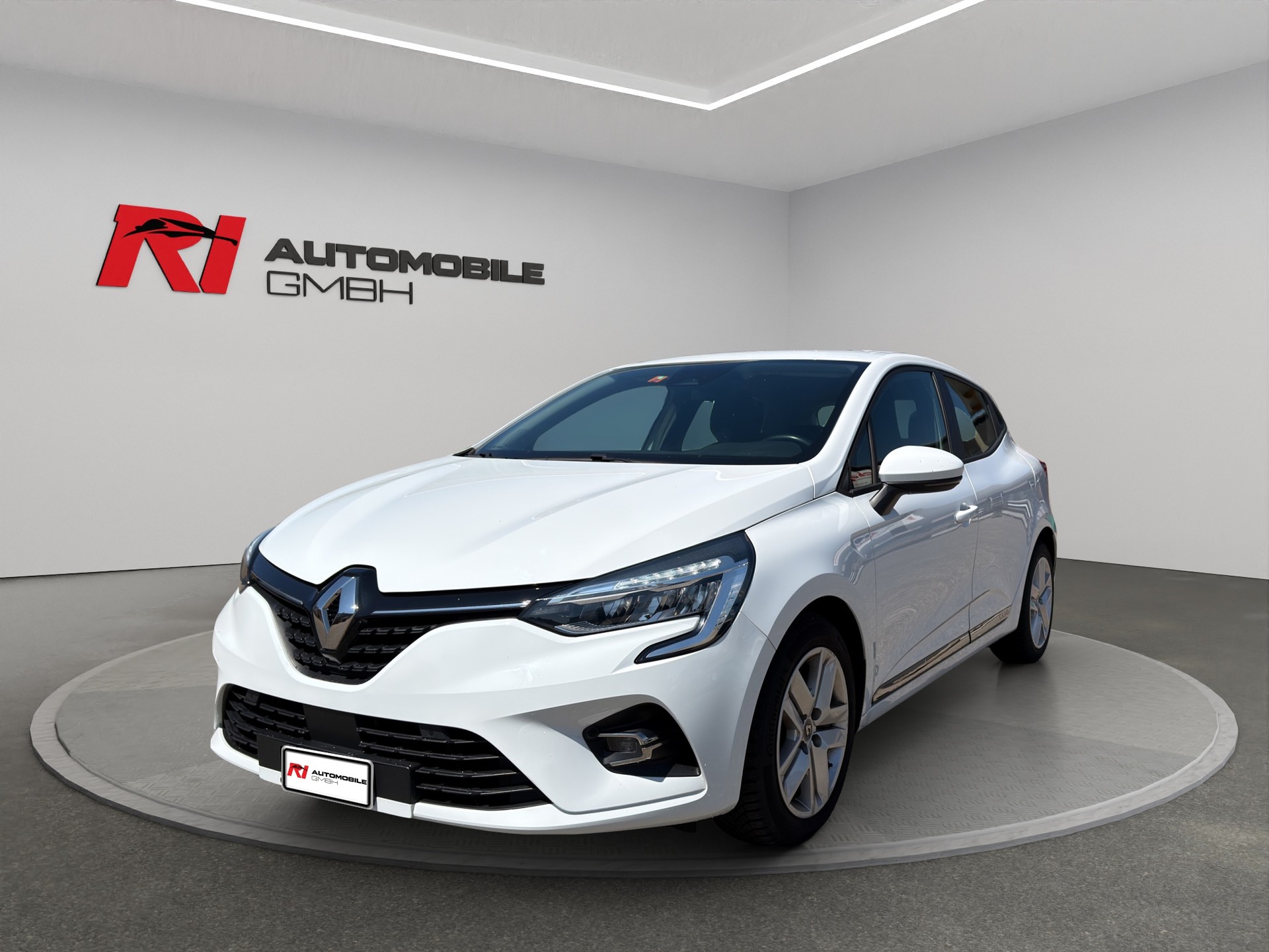 RENAULT Clio 1.0 Business