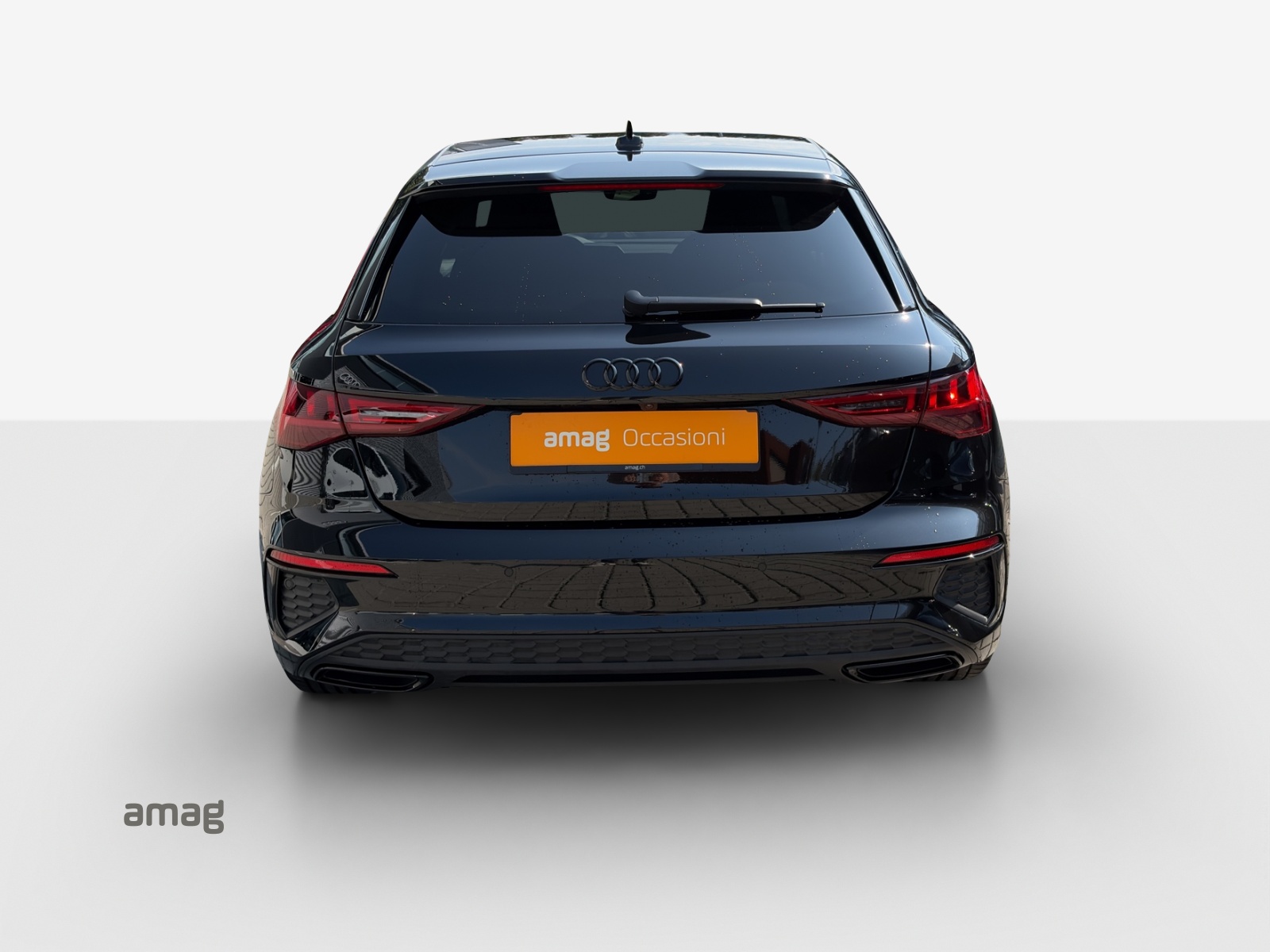 AUDI A3 Sportback 35 TFSI S line Attraction S-tronic-showroom-element-3