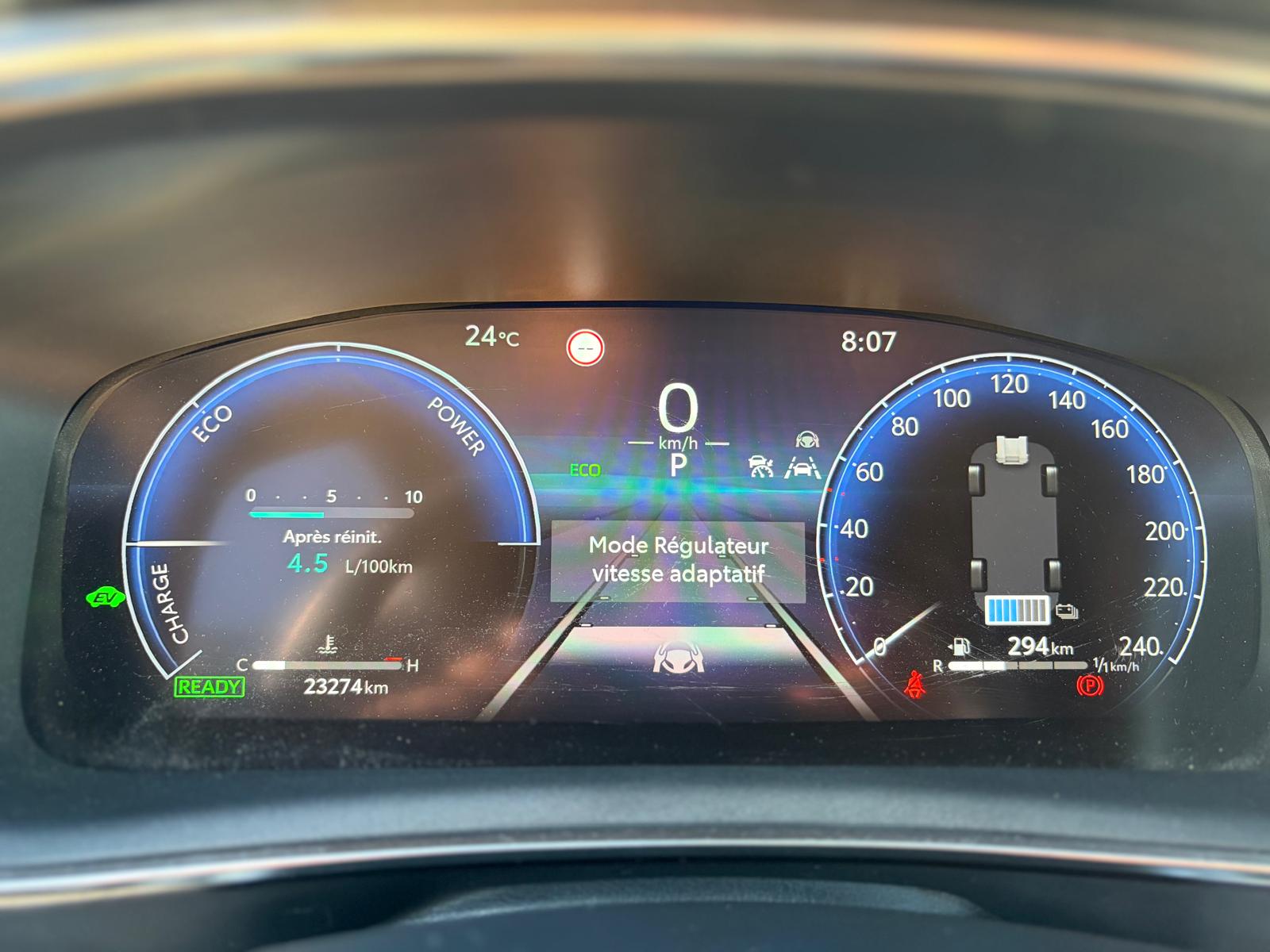 TOYOTA Corolla 1.8 HSD Trend e- CVT-image-14