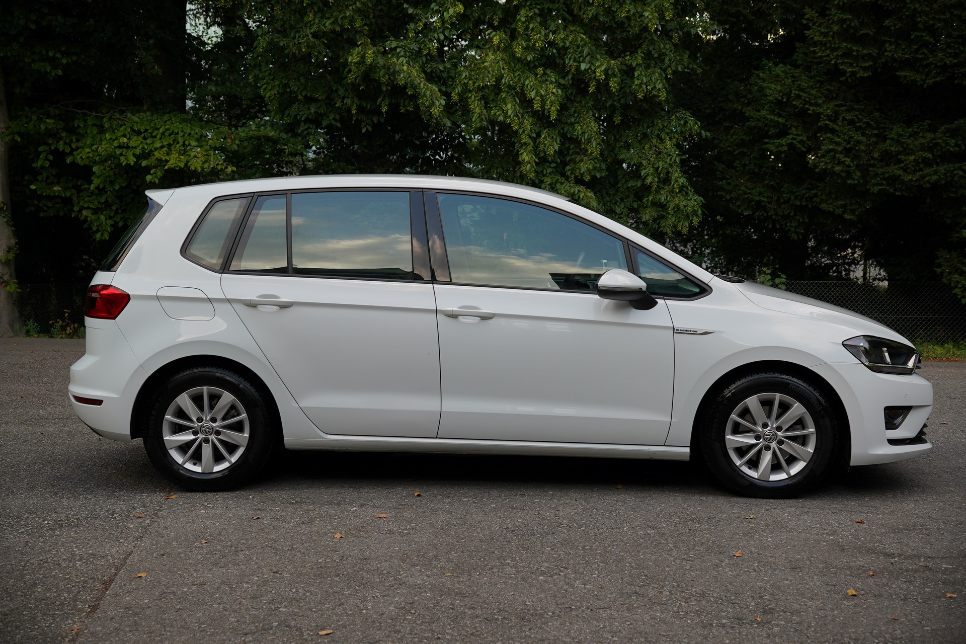 VW Golf Sportsvan 1.0 TSI Comfortline DSG-showroom-element-1