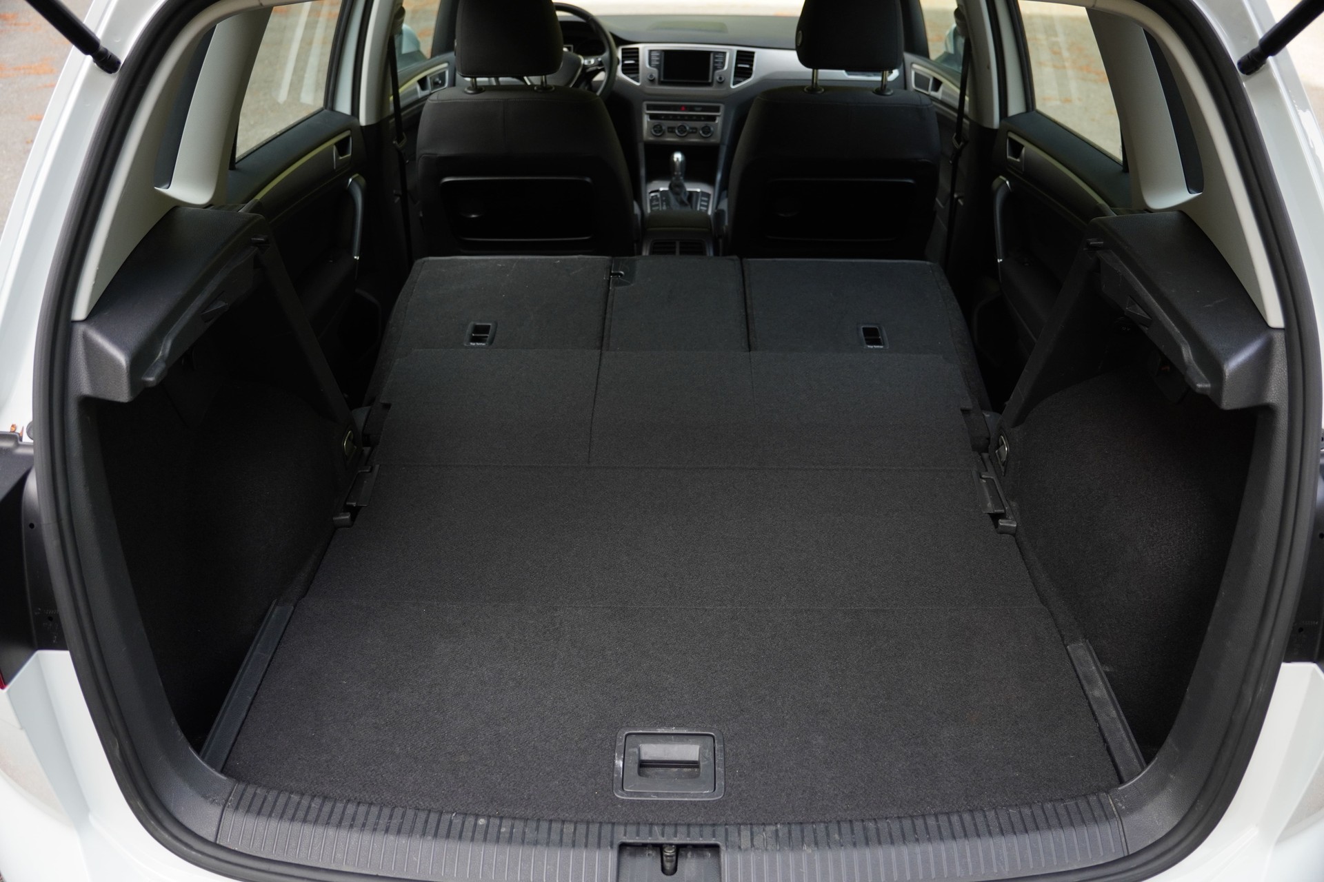 VW Golf Sportsvan 1.0 TSI Comfortline DSG-image-31