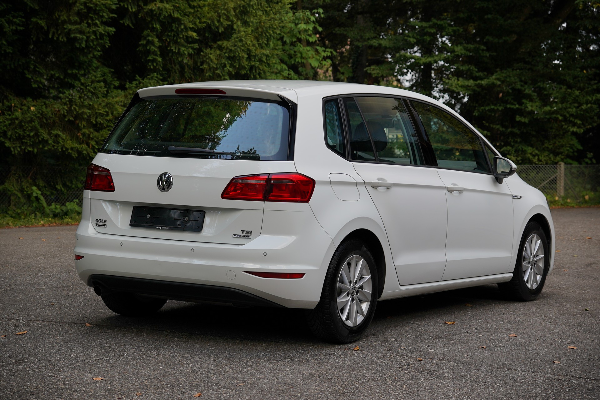 VW Golf Sportsvan 1.0 TSI Comfortline DSG-showroom-element-2