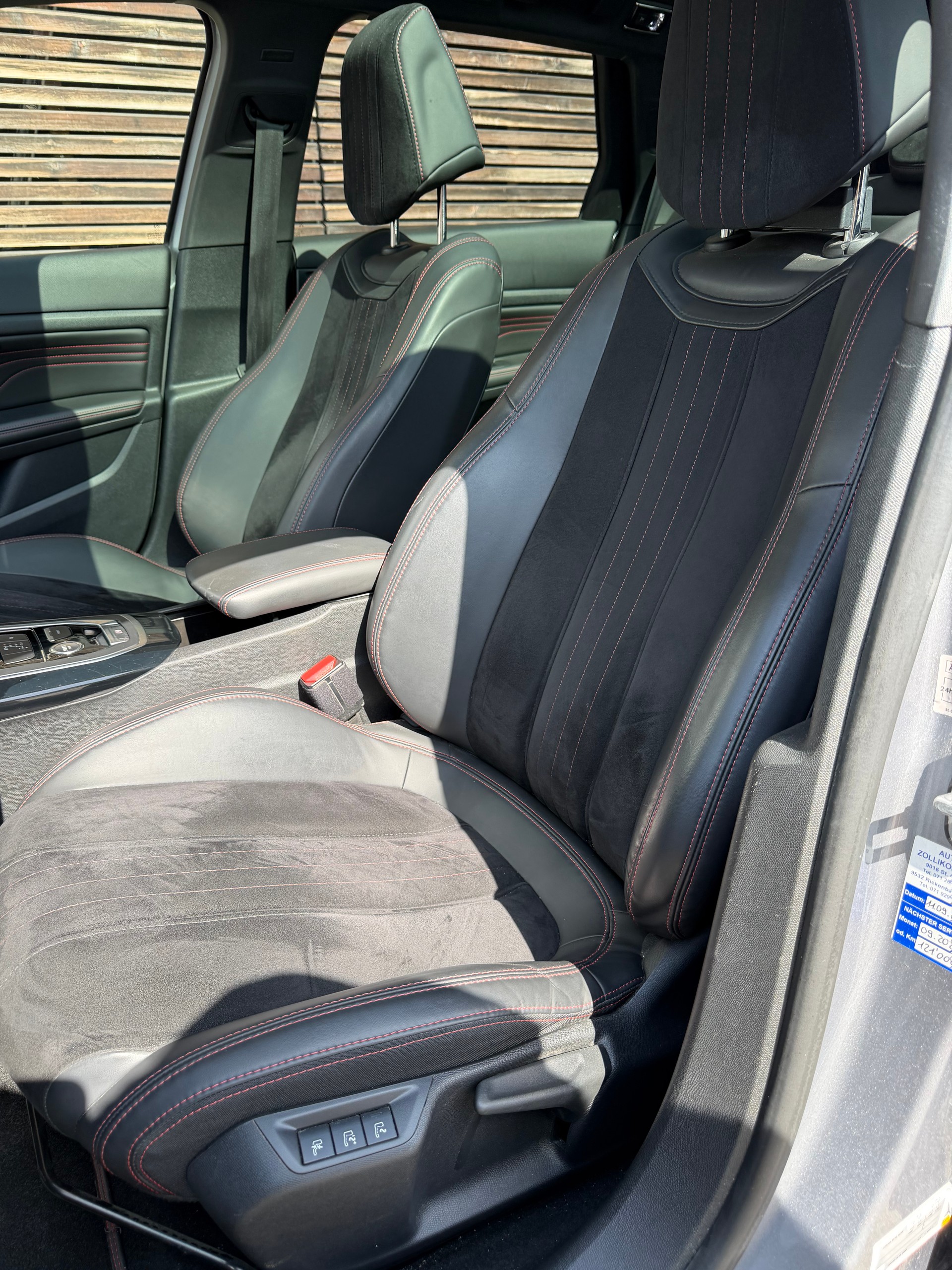 PEUGEOT 308 SW 2.0 BlueHDI GT Automatic-image-6