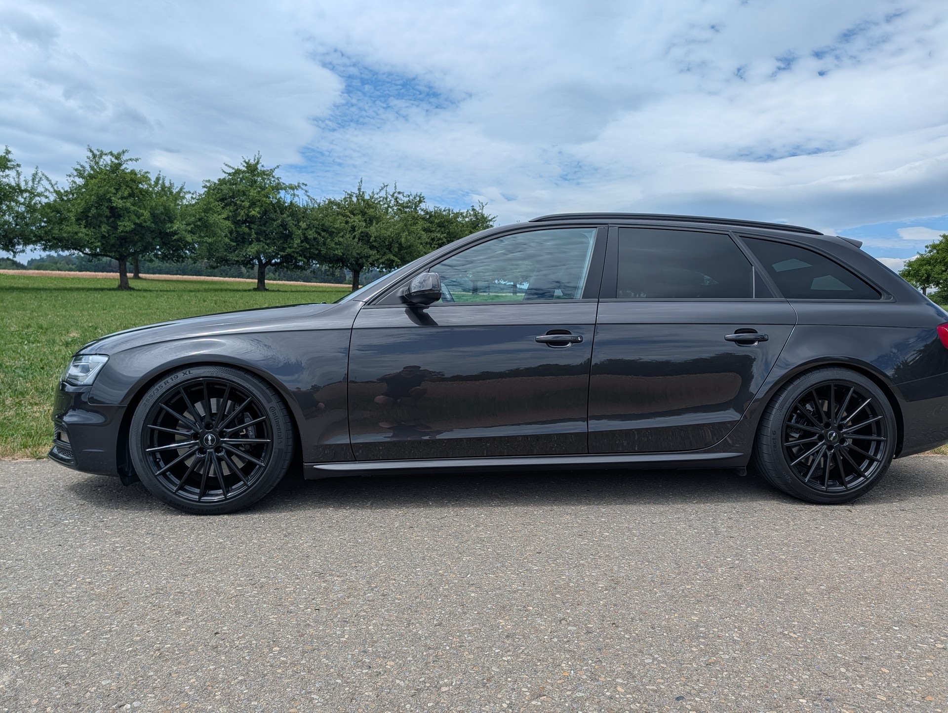 AUDI 3.0 V6 TFSI quattro S-Tronic-image-2
