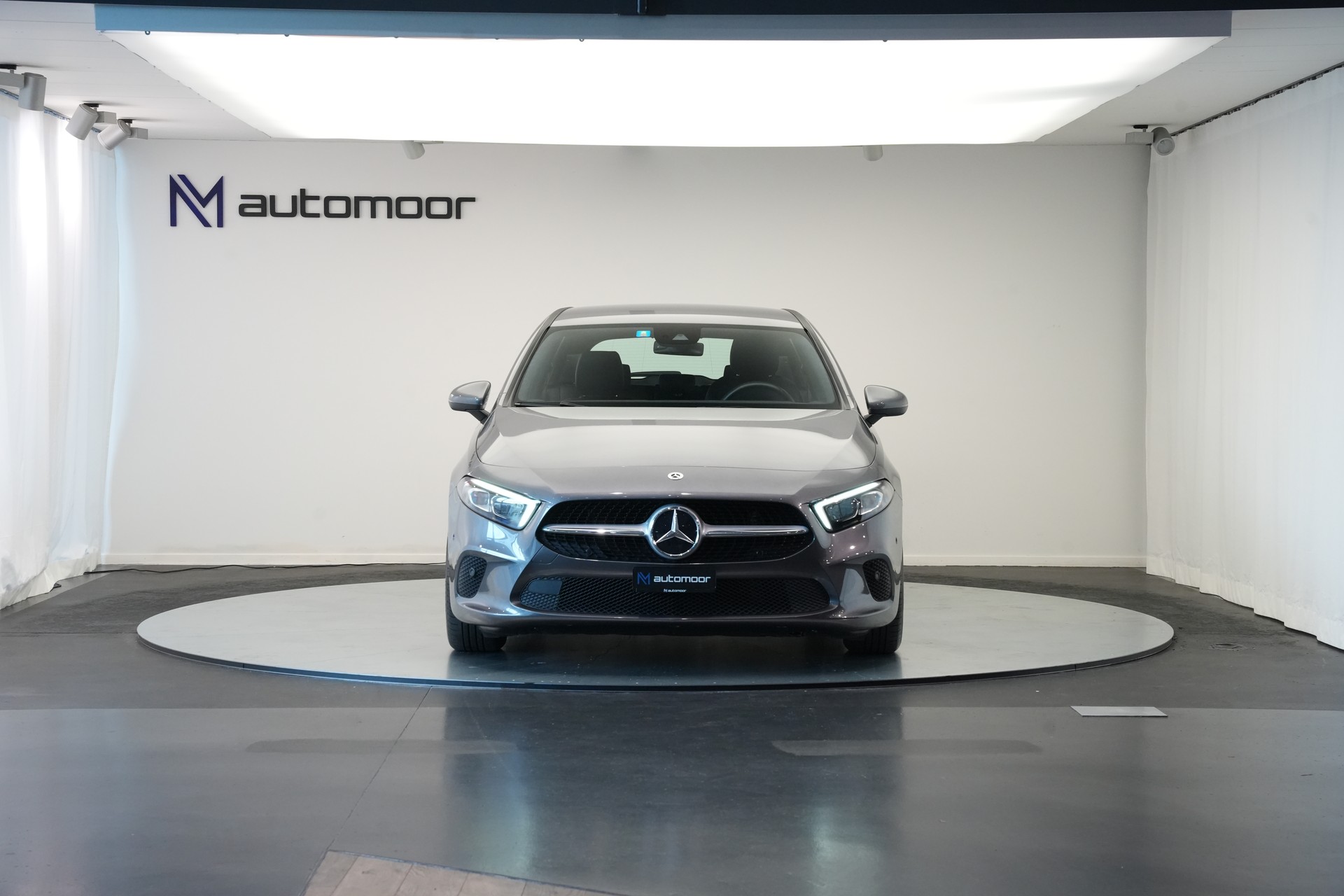 MERCEDES-BENZ A 180 Style 7G-DCT *CH-Fahrzeug*-showroom-element-1