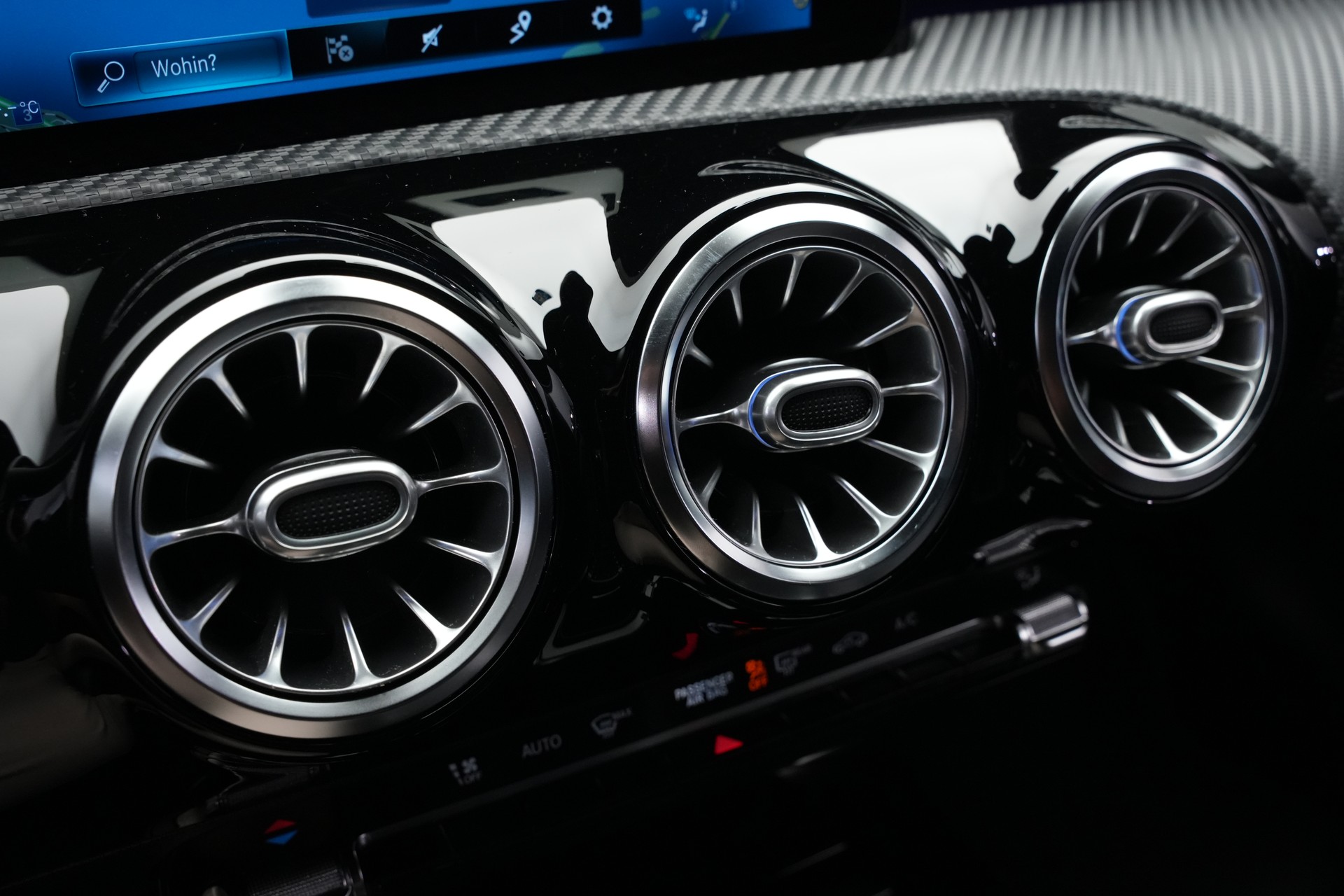 MERCEDES-BENZ A 180 Style 7G-DCT *CH-Fahrzeug*-image-26