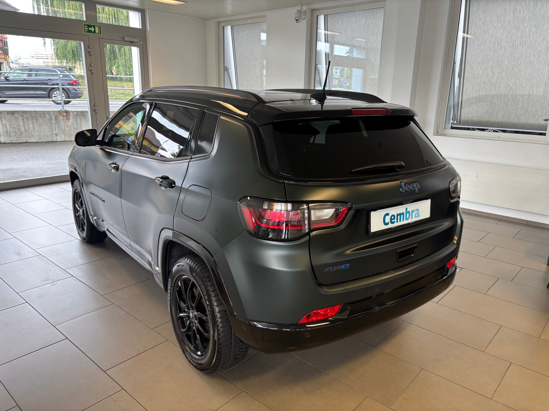 JEEP Compass 1.3 T PHEV 80th Anniversary AWD-showroom-element-3