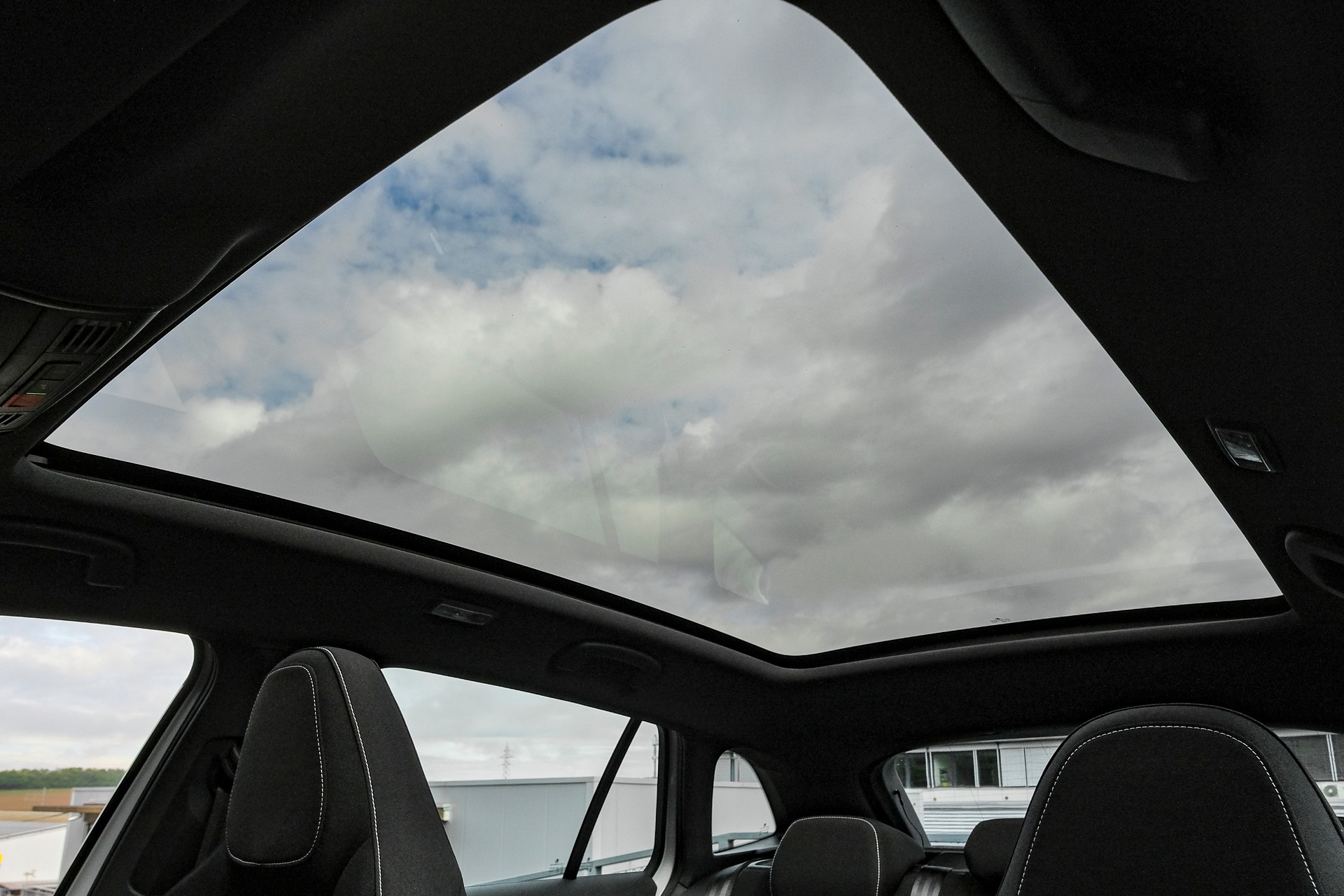 SKODA Scala 1.5 TSI Monte Carlo DSG-image-23