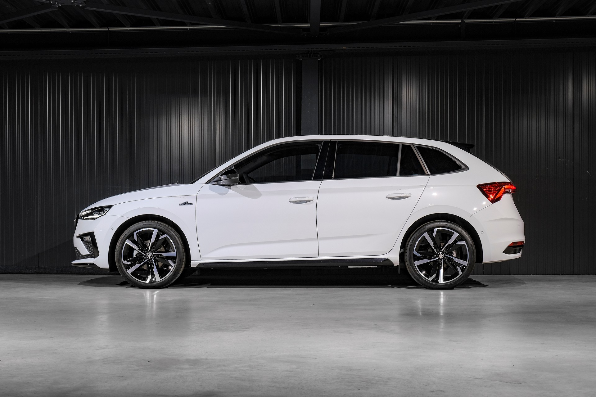 SKODA Scala 1.5 TSI Monte Carlo DSG-image-8