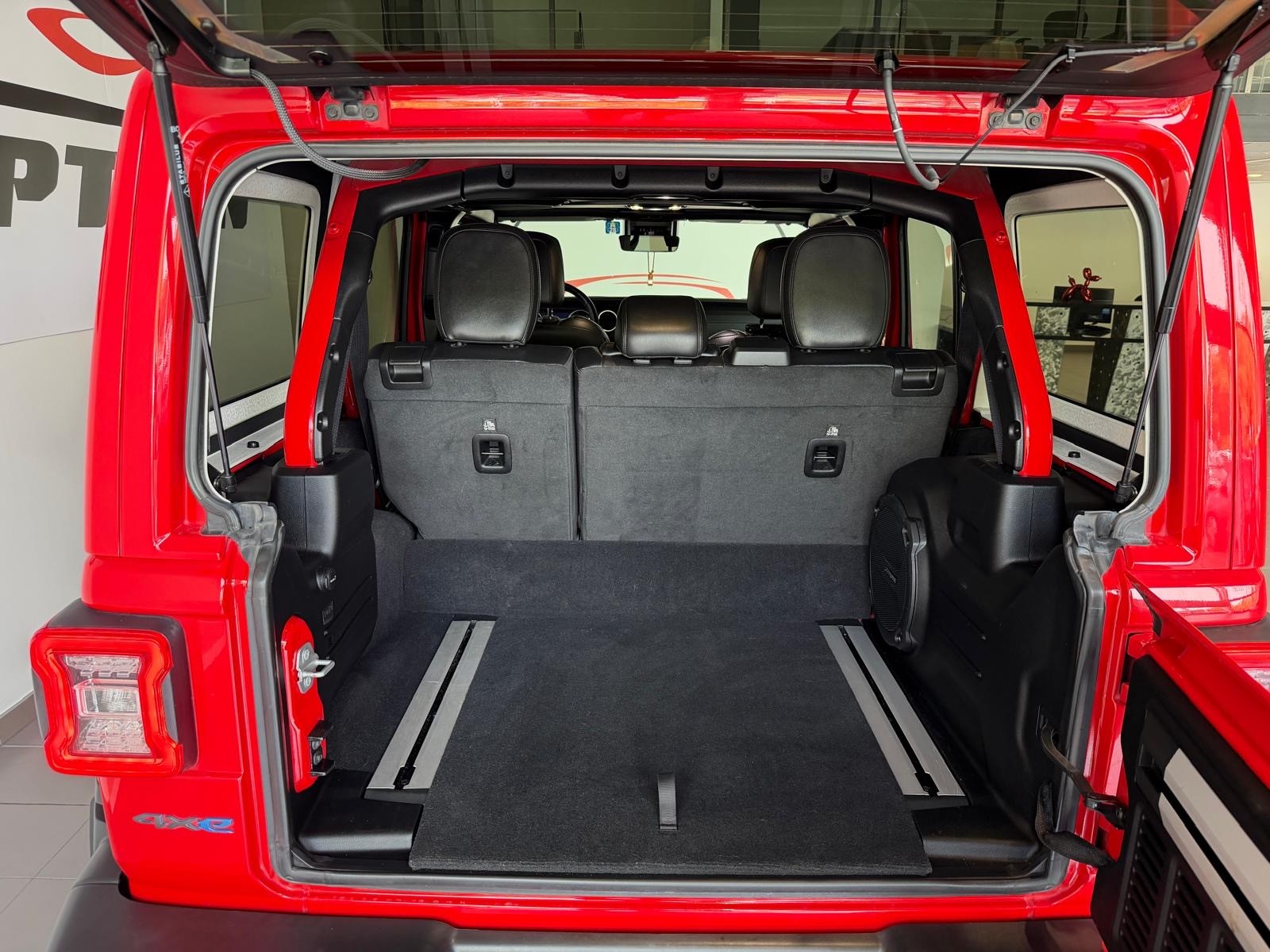 JEEP Wrangler 2.0 Unlimited 80TH Anniversary Automatic-image-11