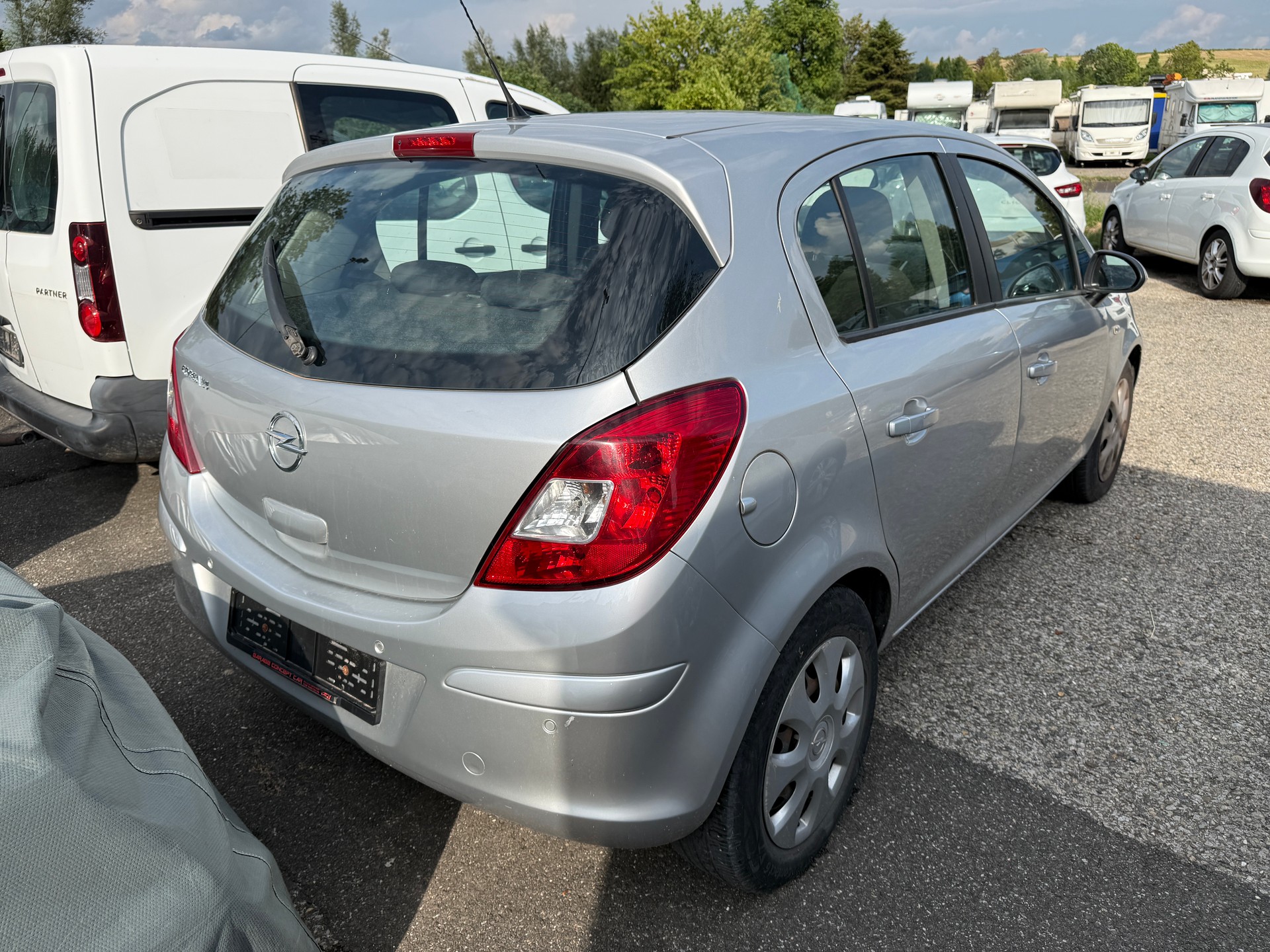 OPEL Corsa 1.4 TP Enjoy Automatic-image-1
