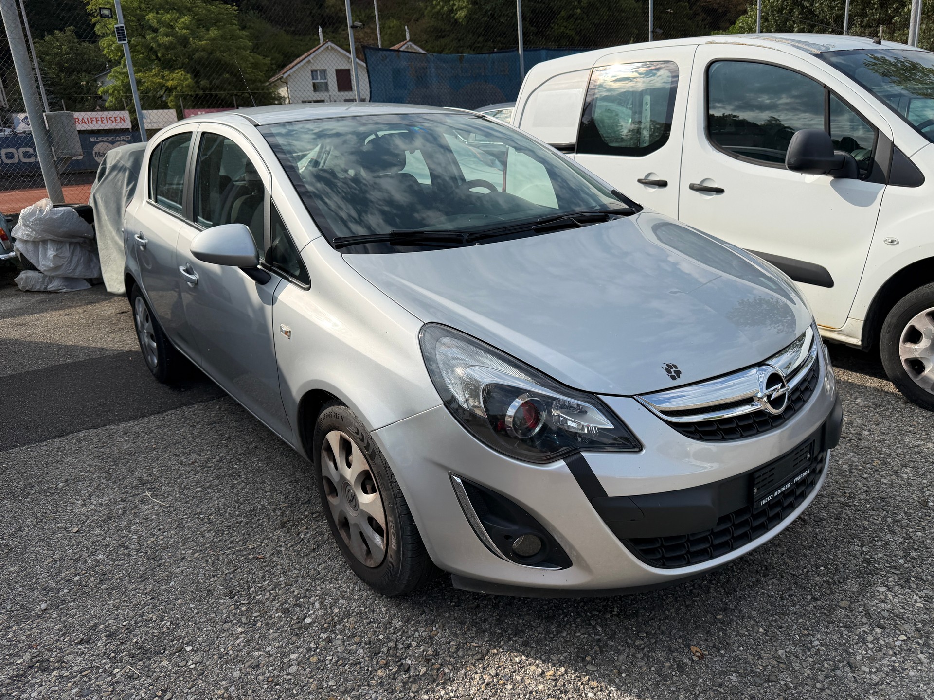 OPEL Corsa 1.4 TP Enjoy Automatic-image-3