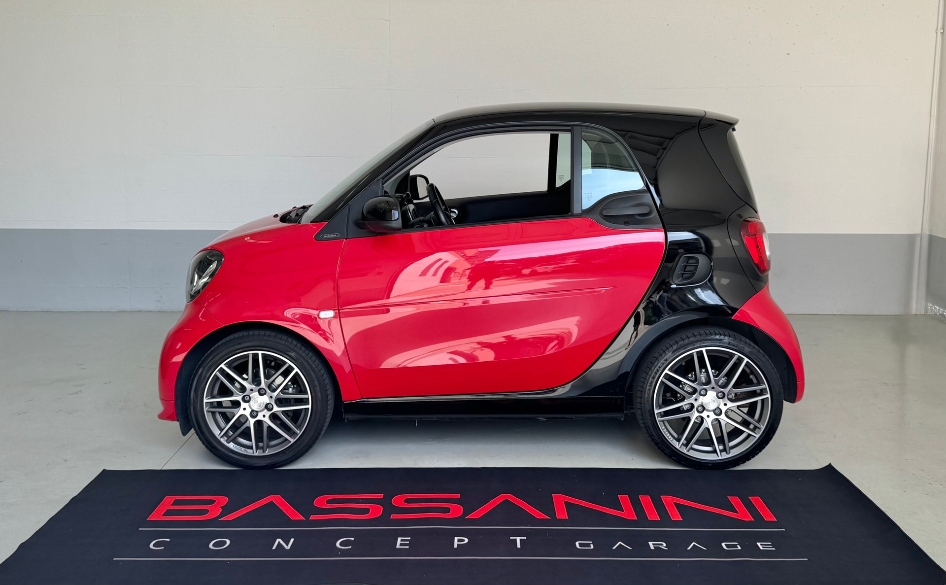 SMART fortwo Brabus Xclusive twinmatic ## Auto CH 🇨🇭
