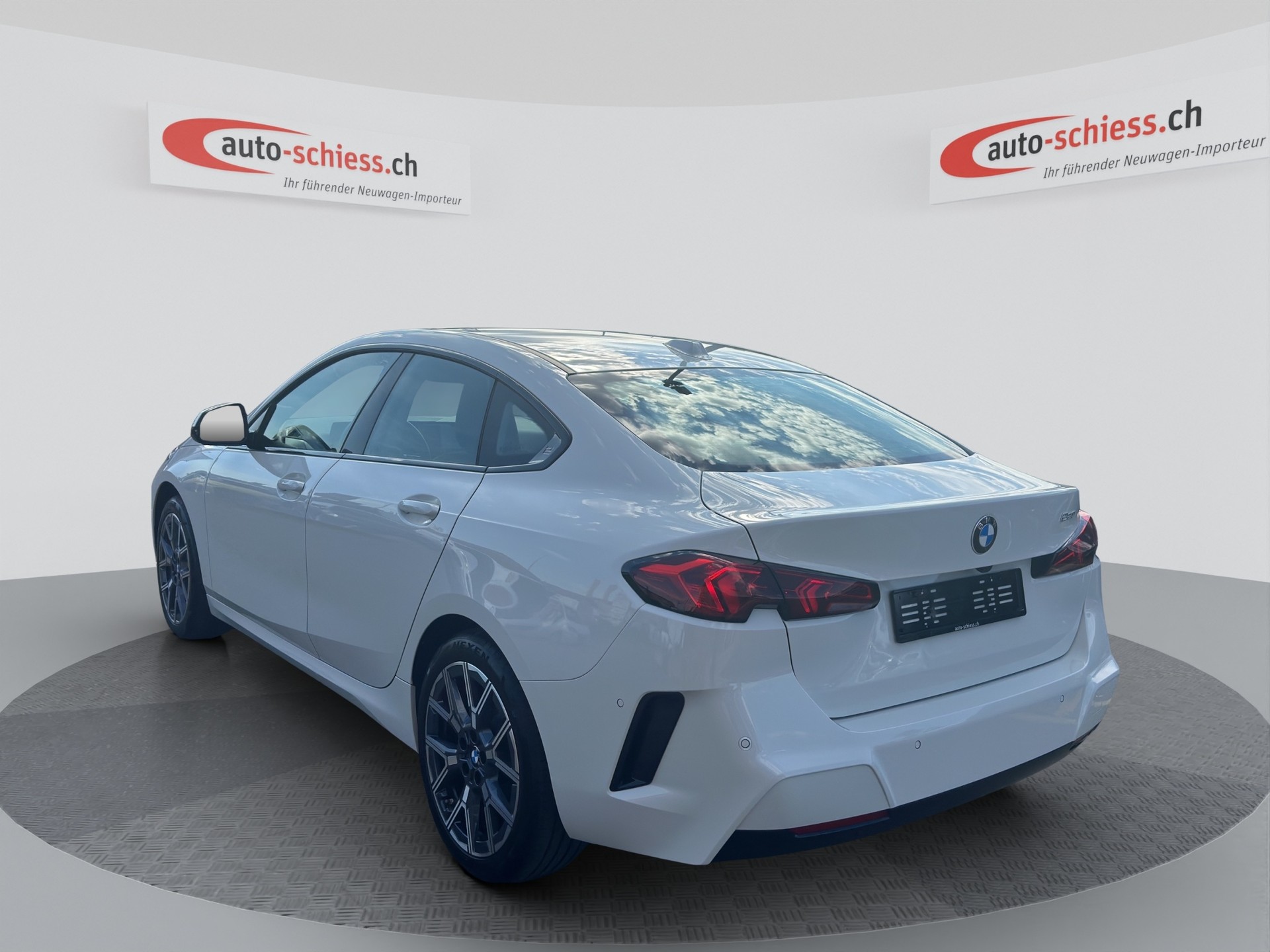 BMW 220 Gran Coupé 48V Steptronic-showroom-element-2