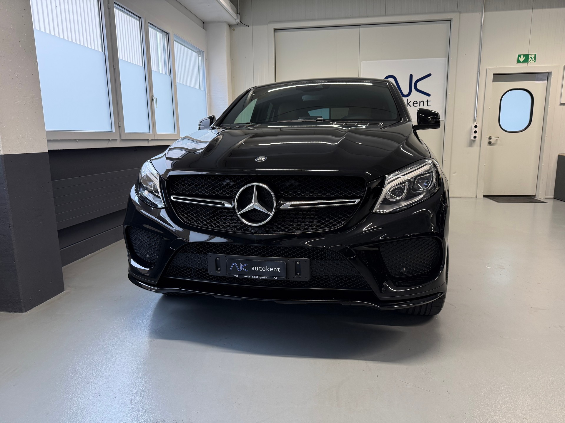 MERCEDES-BENZ GLE Coupé 350 d AMG Line 4Matic 9G-Tronic-showroom-element-1
