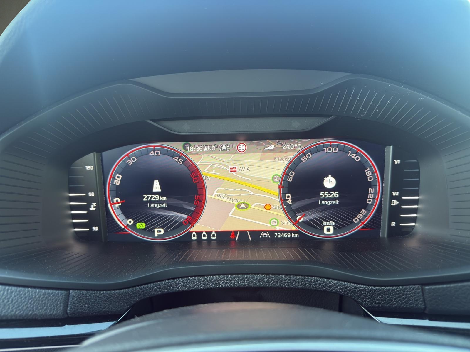 SKODA Karoq 2.0 TDI CR Sport Line 4x4 DSG-image-10