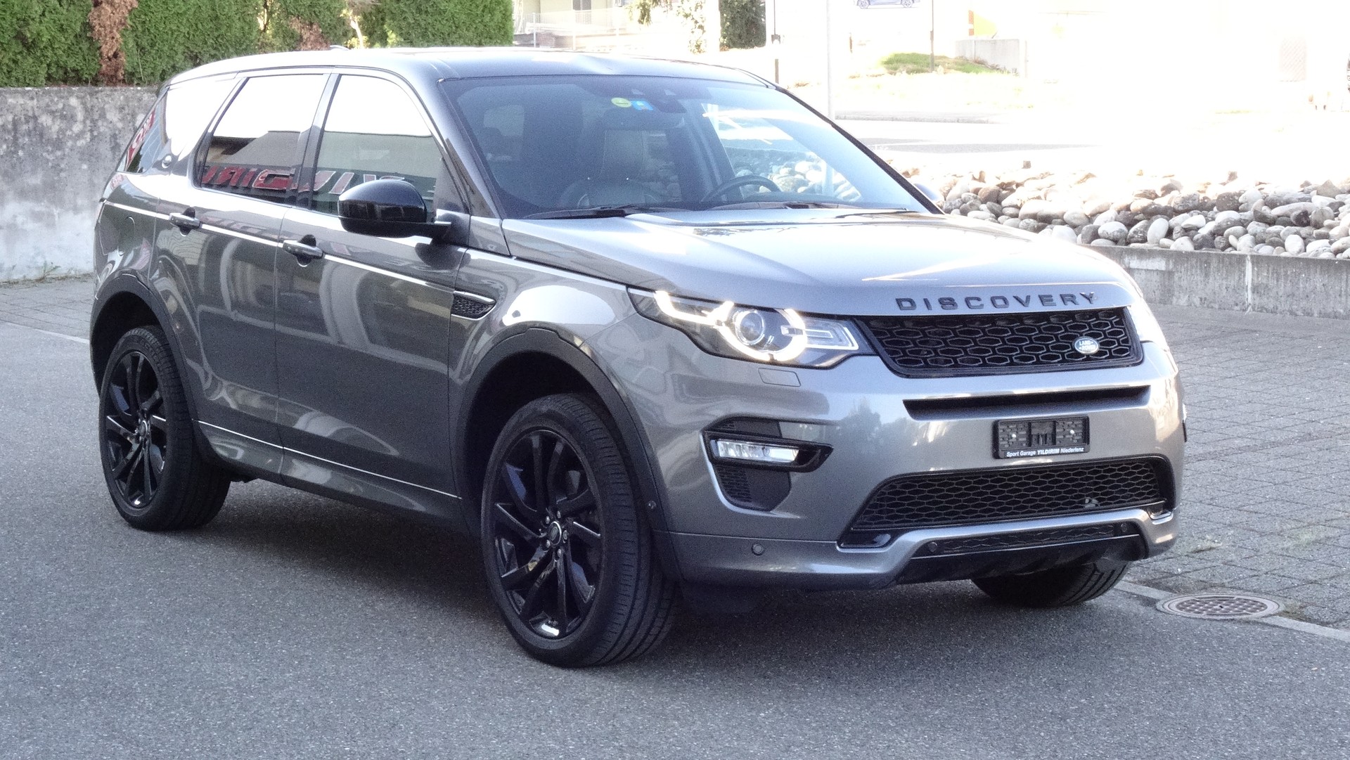 LAND ROVER Discovery Sport 2.0 TD4 HSE Luxury AT9-showroom-element-2