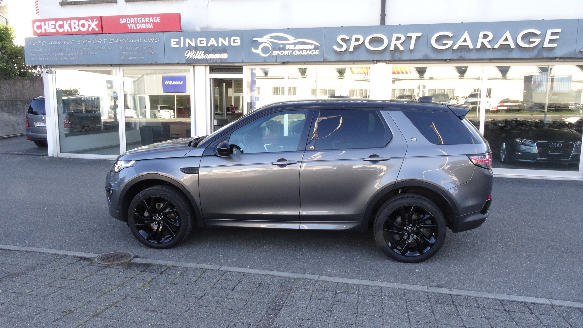 LAND ROVER Discovery Sport 2.0 TD4 HSE Luxury AT9-image-7