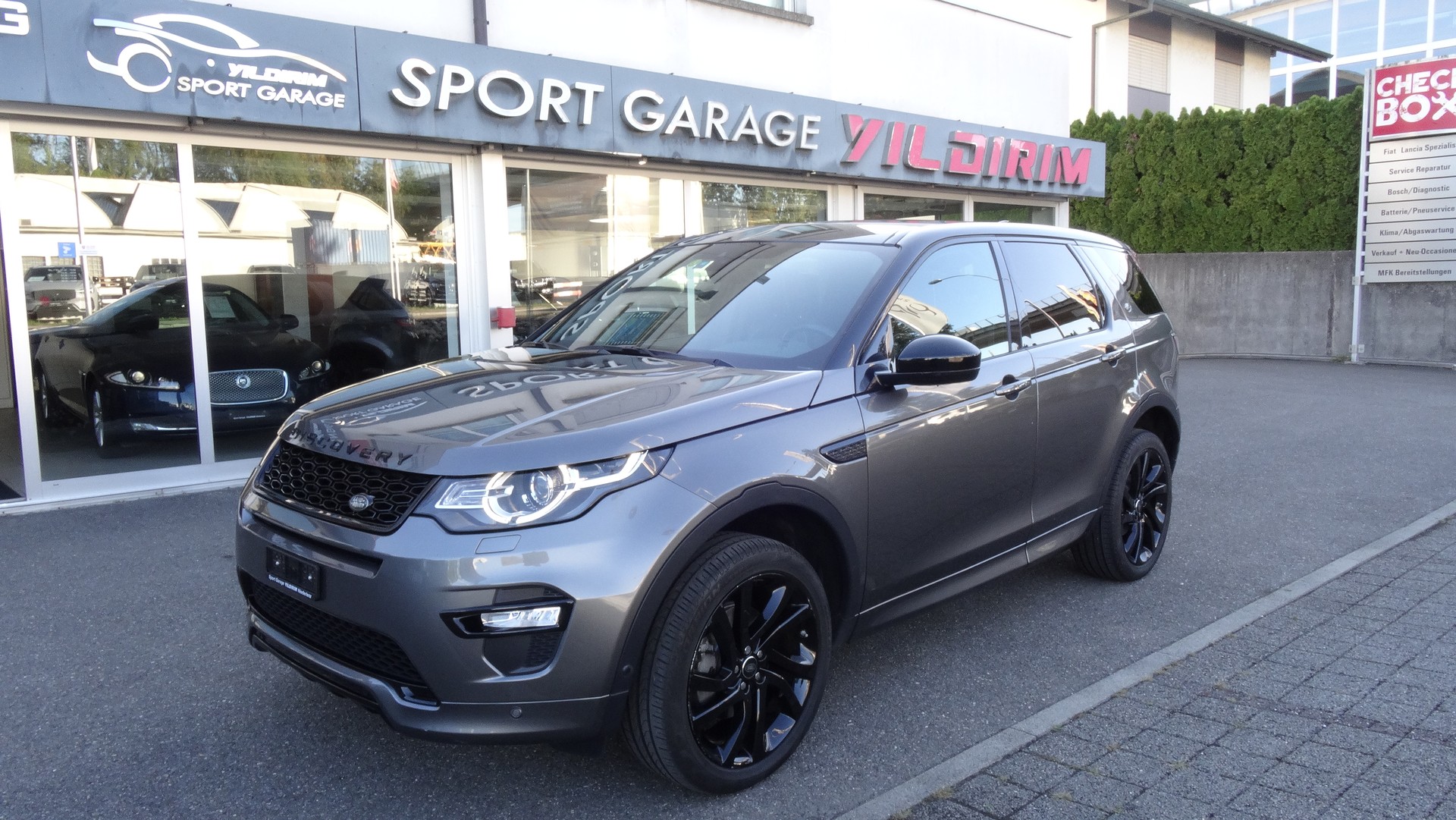LAND ROVER Discovery Sport 2.0 TD4 HSE Luxury AT9