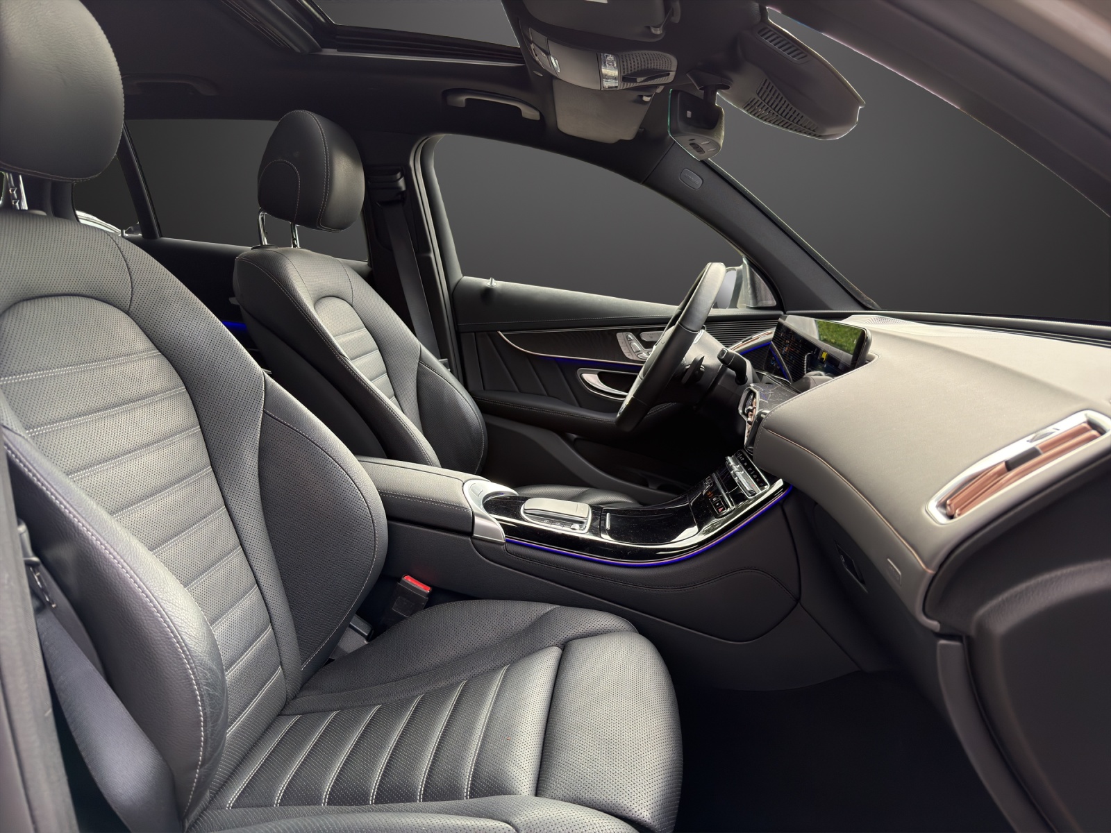 MERCEDES-BENZ EQC 400 AMG Line 4Matic-image-12