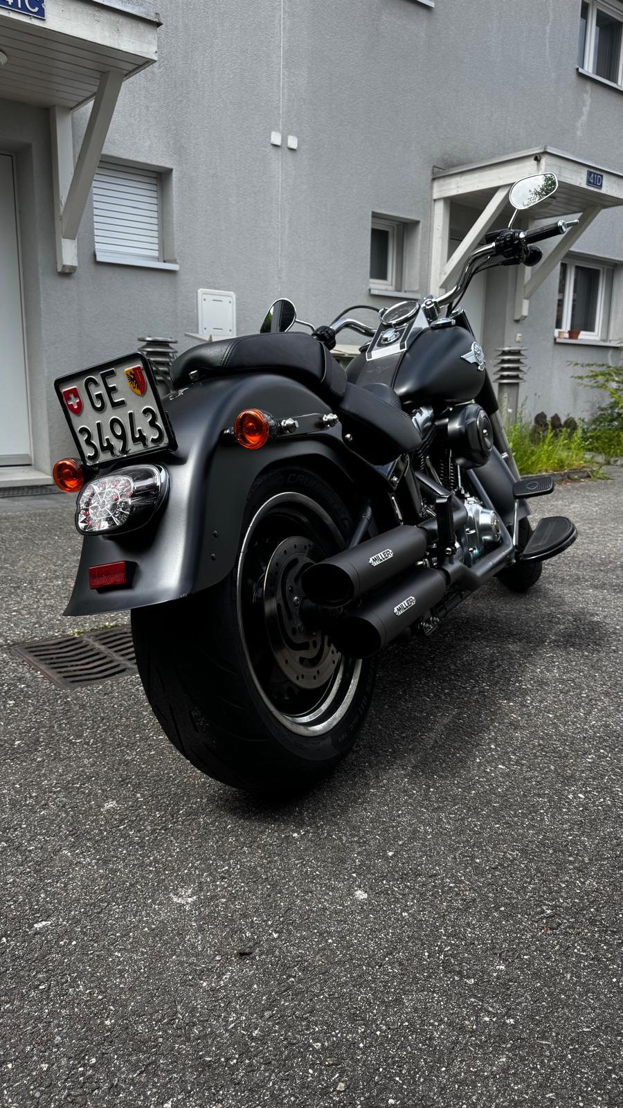 HARLEY-DAVIDSON FLSTFB Fat Boy Spécial-image-2