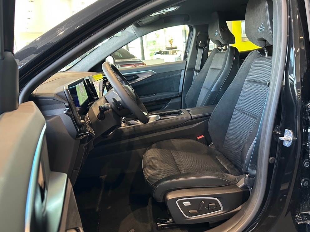 RENAULT Austral 1.2 HEV 200 Techno Esprit Alpine A-image-12