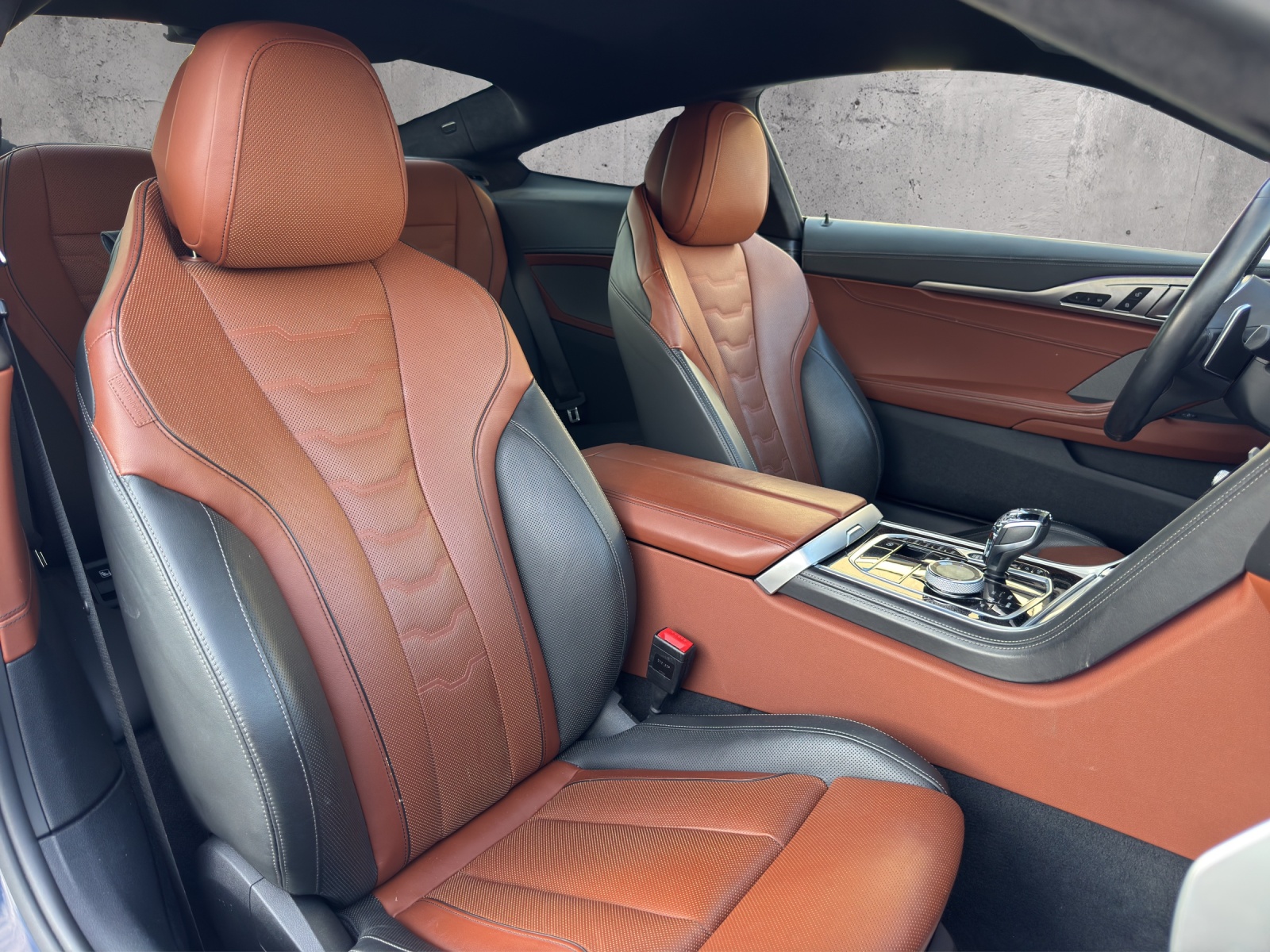 BMW M850i xDrive Steptronic-image-14