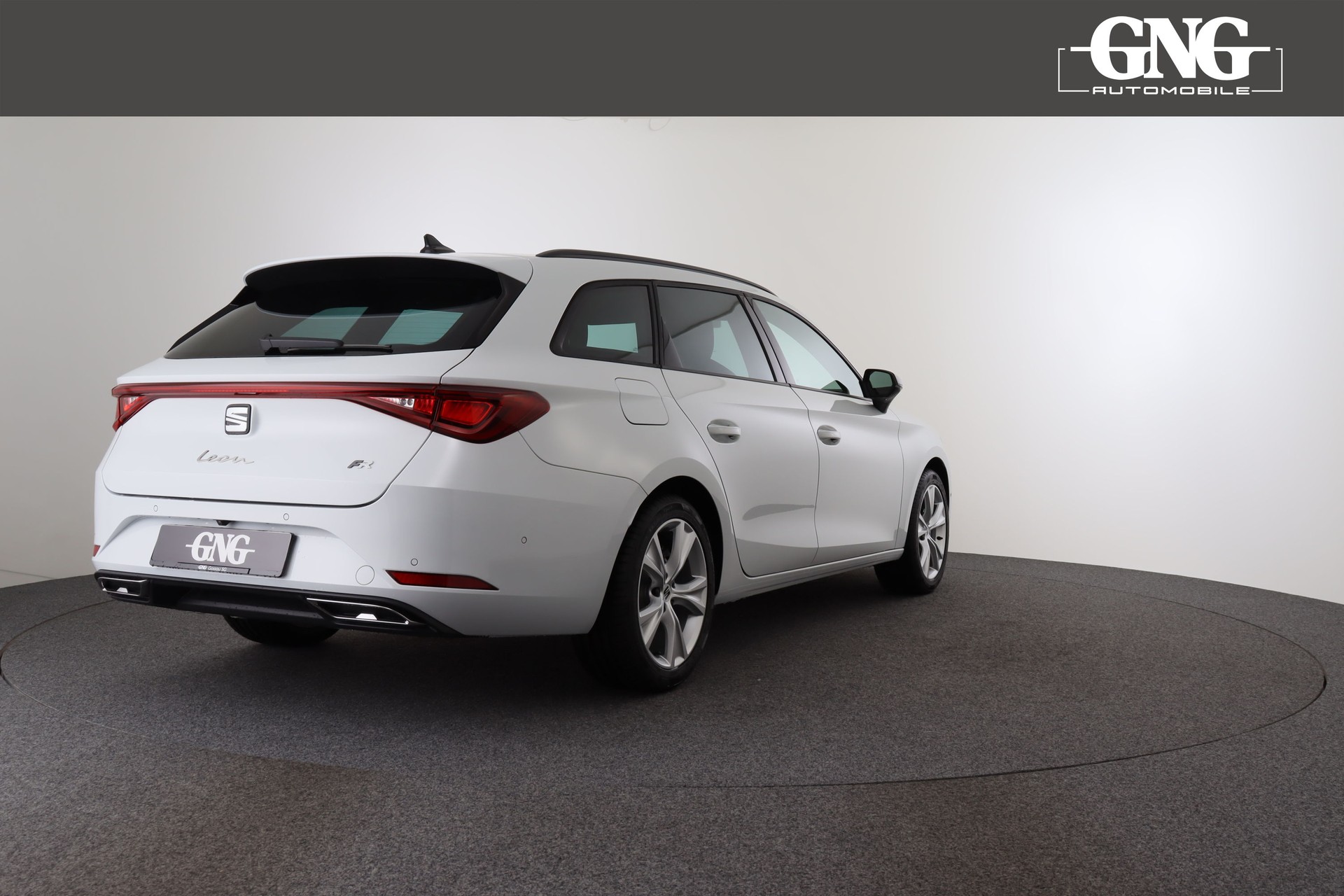 SEAT Leon ST 1.5 eTSI mHEV DSG Move FR-image-6