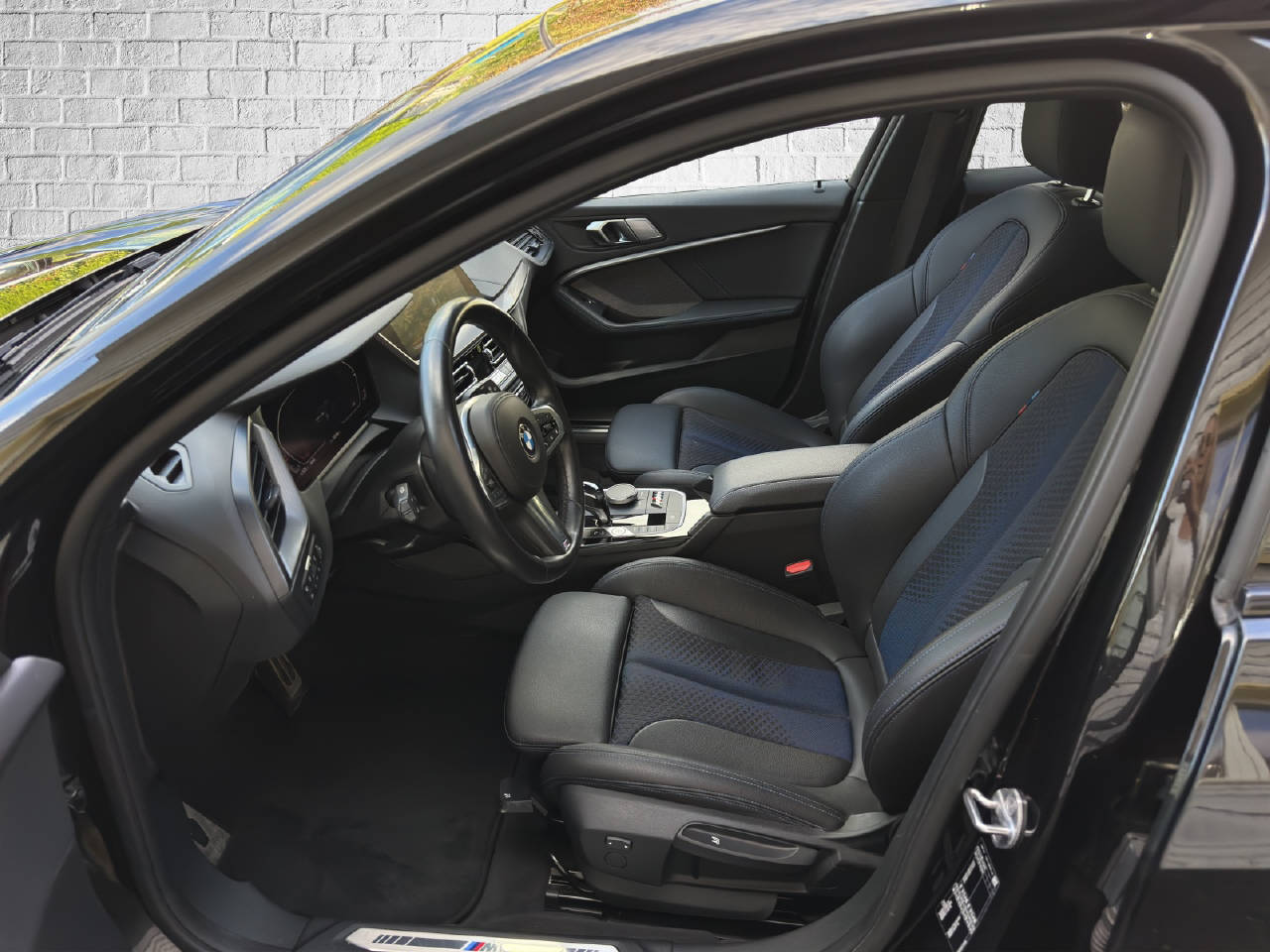 BMW 118i-image-7