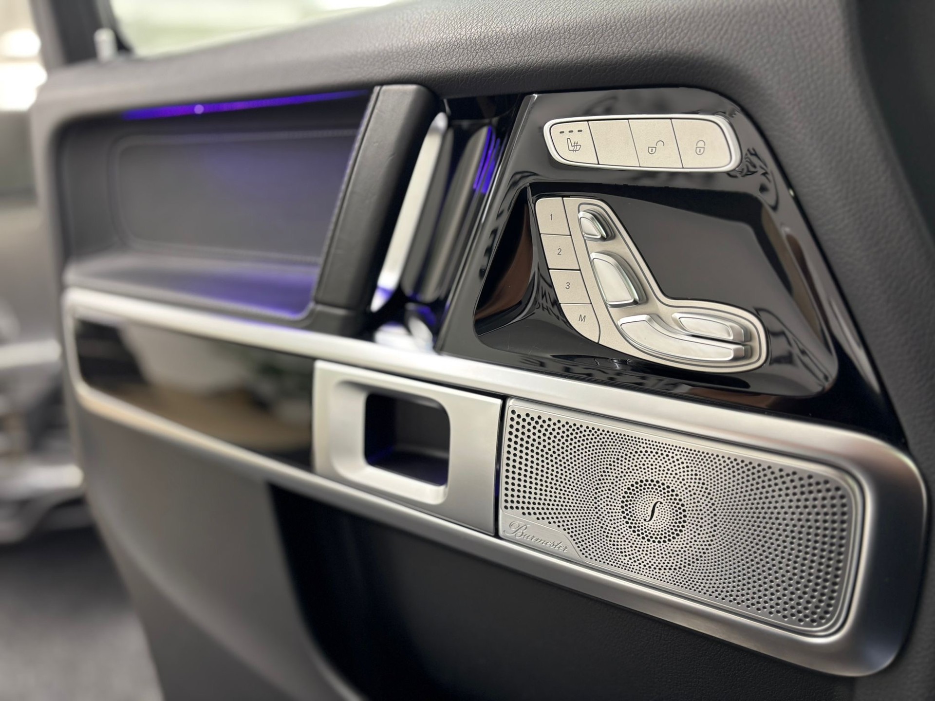 MERCEDES-BENZ G 63 AMG SATIN WHITE MATT-image-25