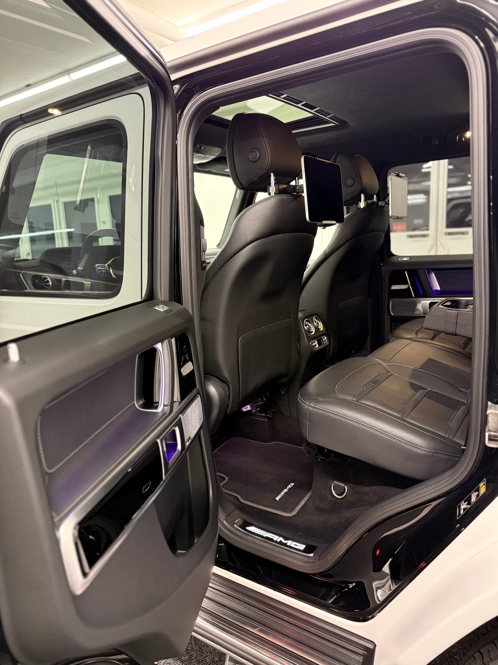 MERCEDES-BENZ G 63 AMG SATIN WHITE MATT-image-22