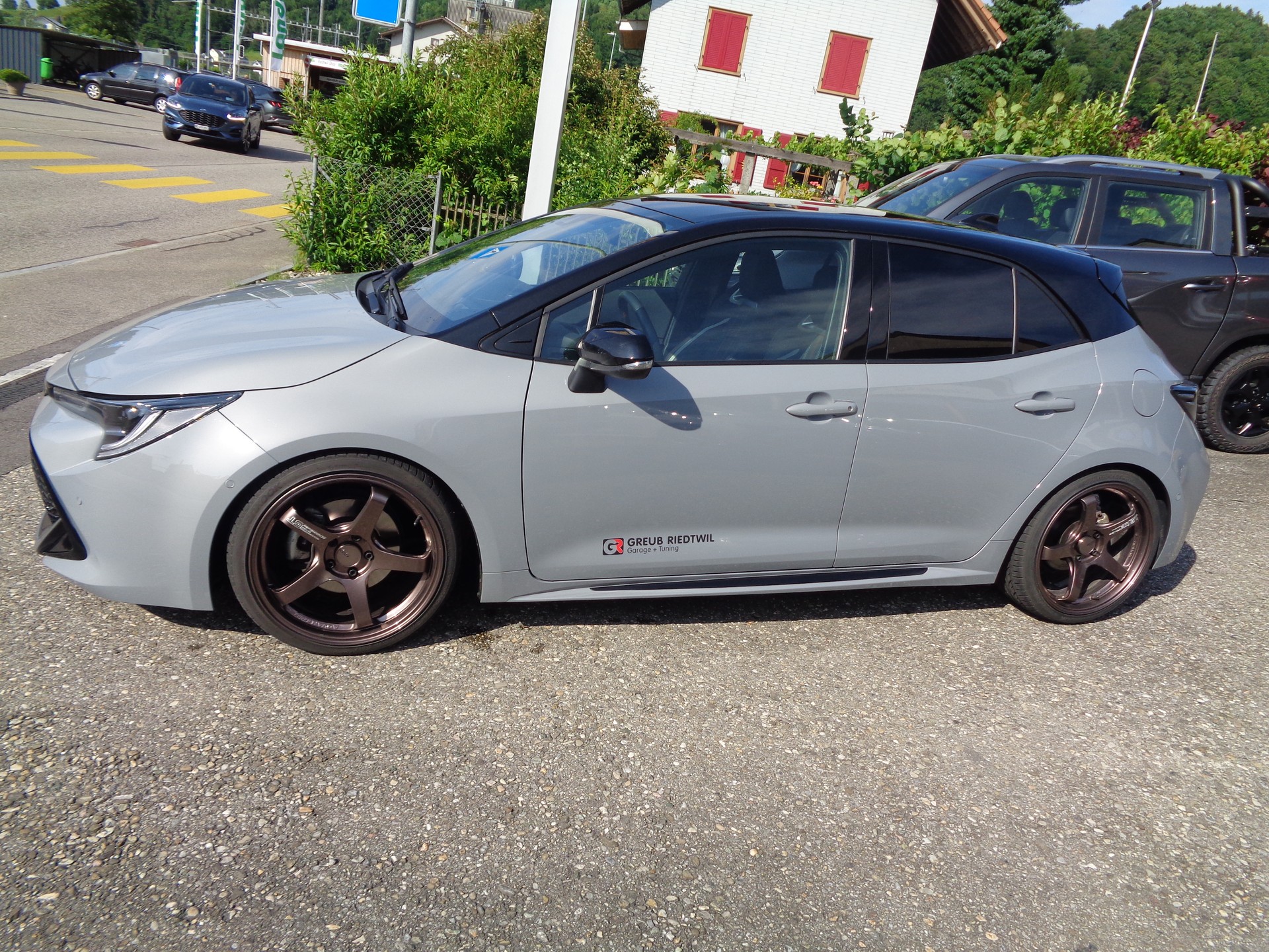 TOYOTA Corolla 2.0 HSD GR-S e-CVT-showroom-element-2