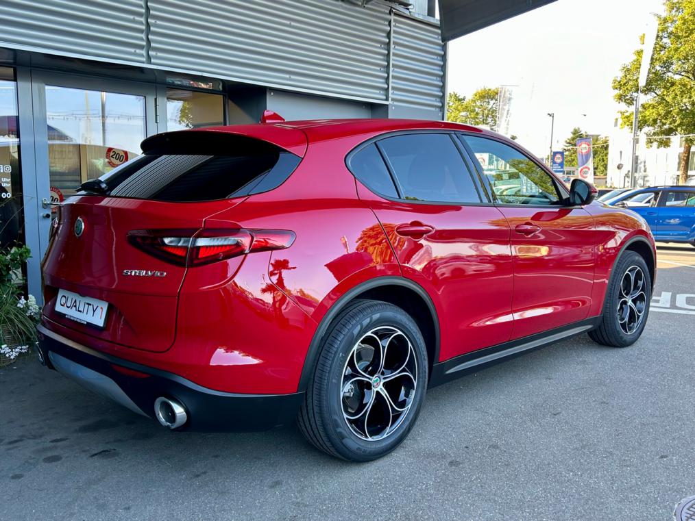 ALFA ROMEO Stelvio 2.2 JTDM Super Q4 Automatic-showroom-element-2