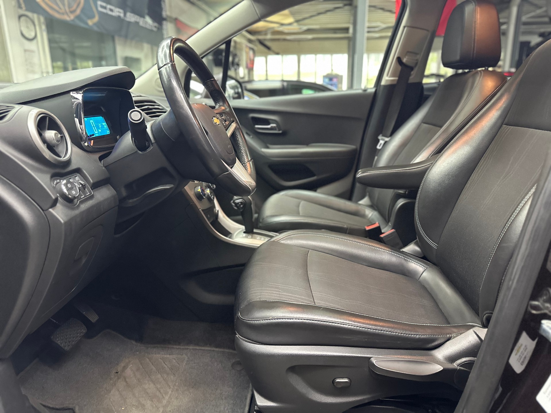 CHEVROLET Trax 1.7 VCDi LT 2WD Automatic-image-10