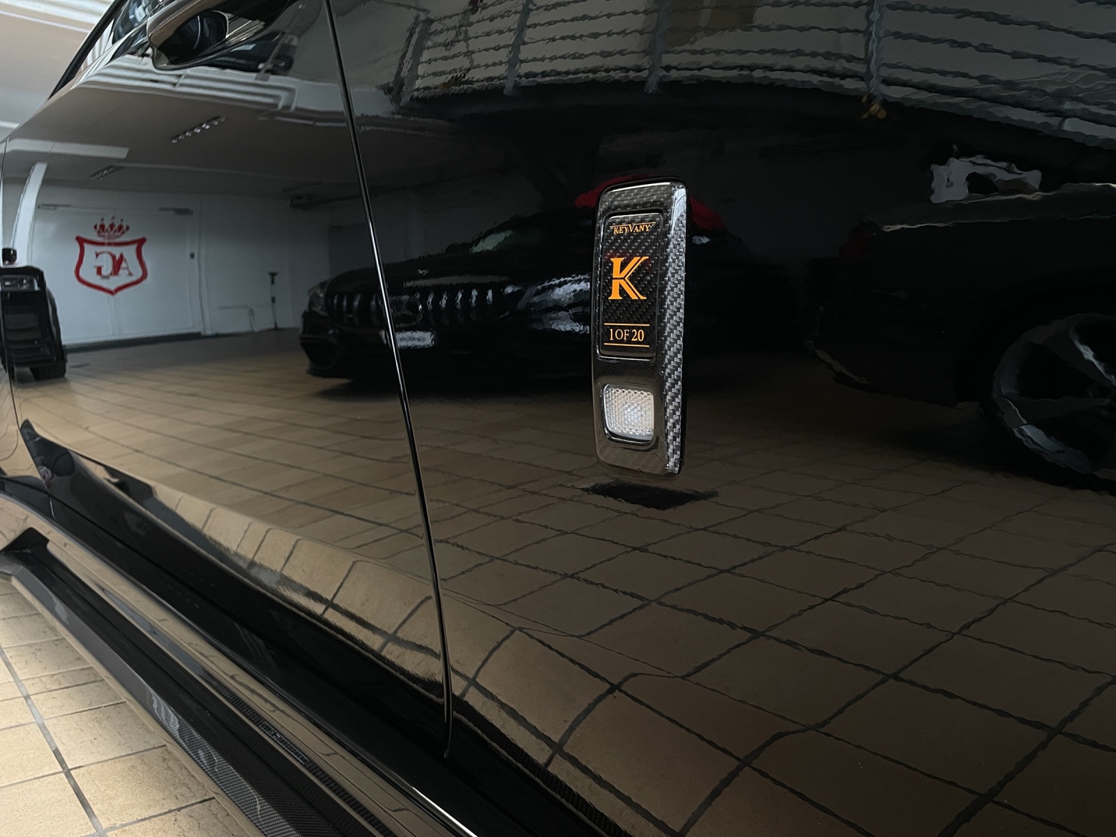 ROLLS-ROYCE * SPECTRE *** KEYVANY *** * 1 OF 20 * BLACK EDITION *-image-22