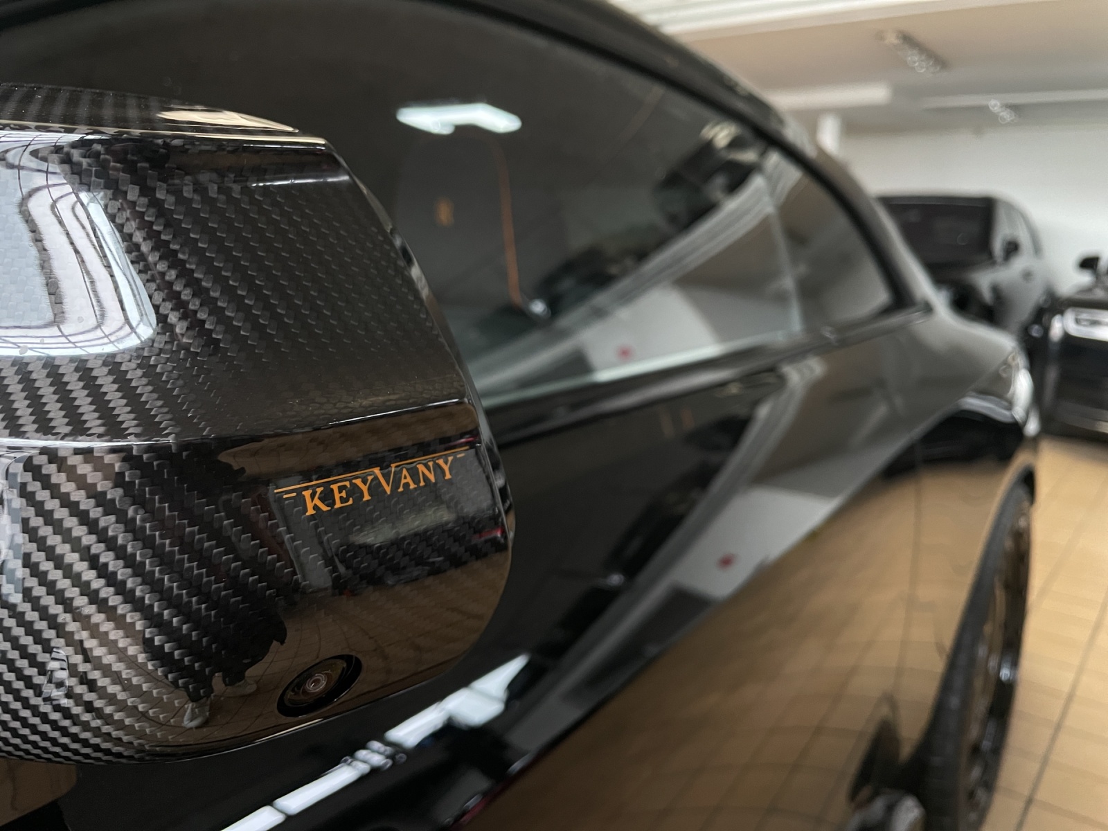ROLLS-ROYCE * SPECTRE *** KEYVANY *** * 1 OF 20 * BLACK EDITION *-image-23