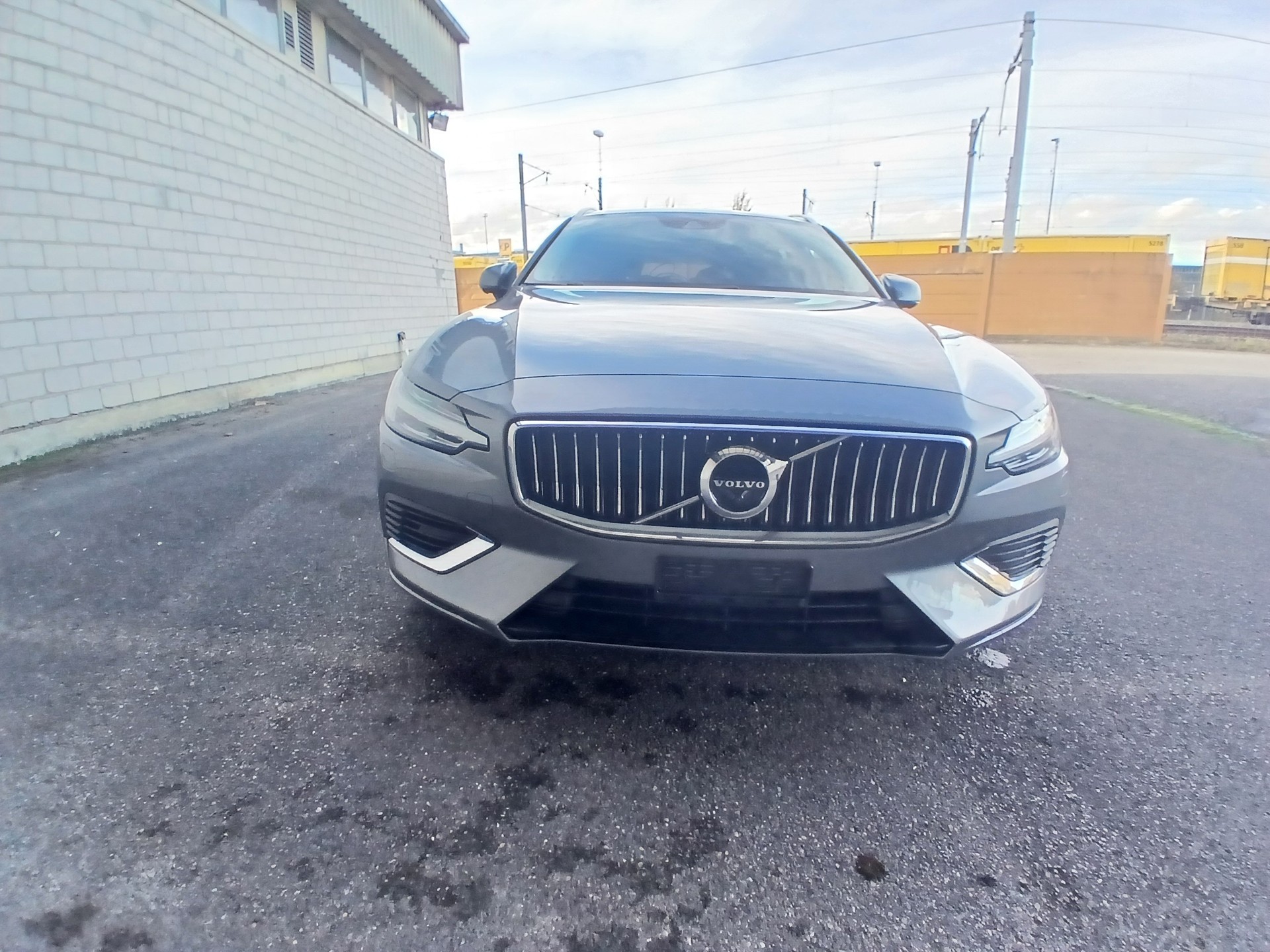 VOLVO V60 T6 eAWD Twin Engine Inscription Geartronic-image-6