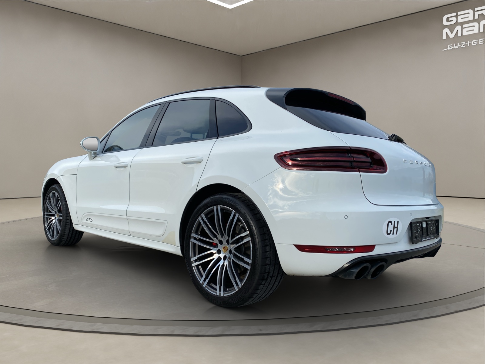 PORSCHE Macan GTS PDK-image-2