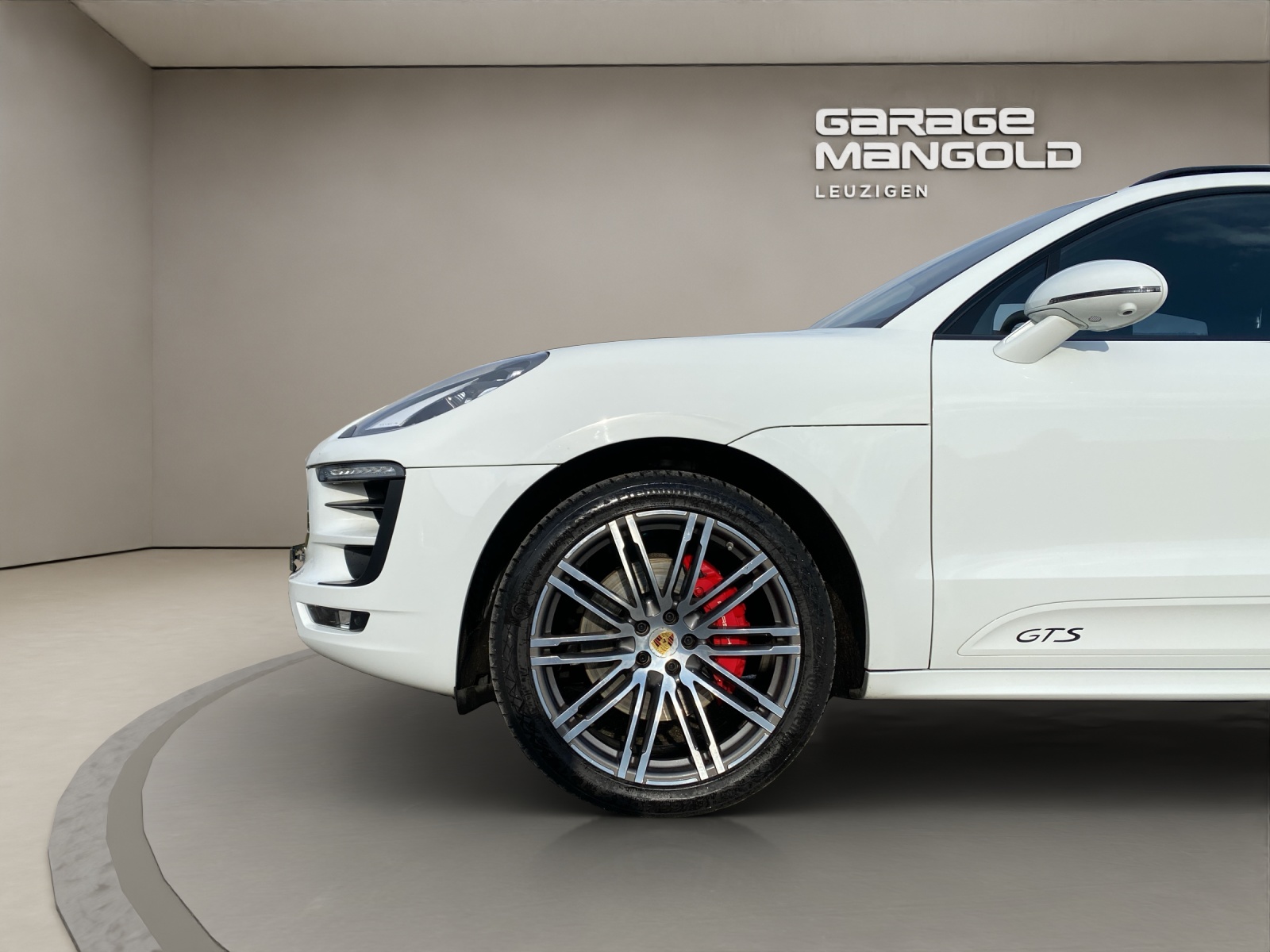 PORSCHE Macan GTS PDK-image-14
