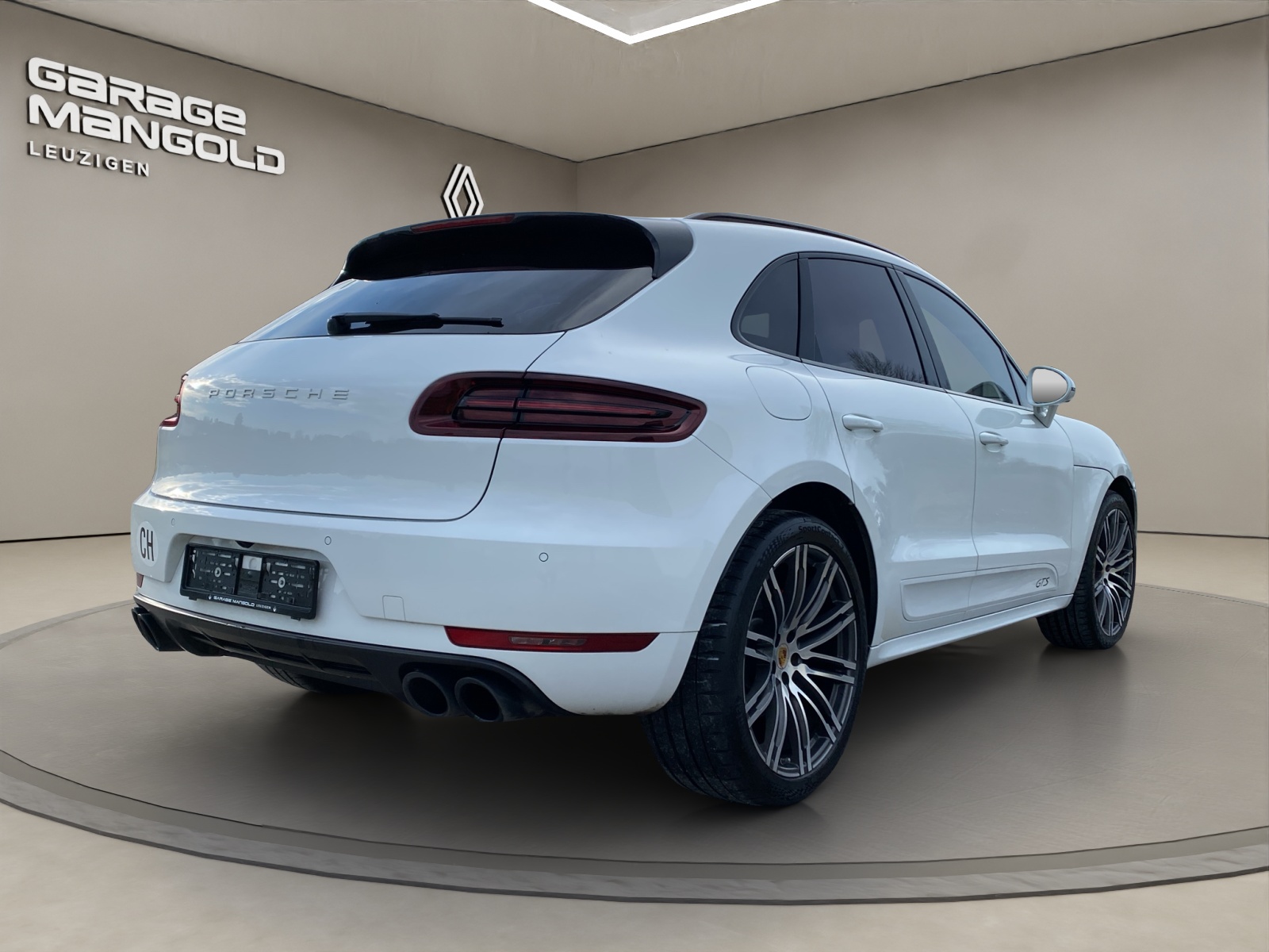 PORSCHE Macan GTS PDK-image-4