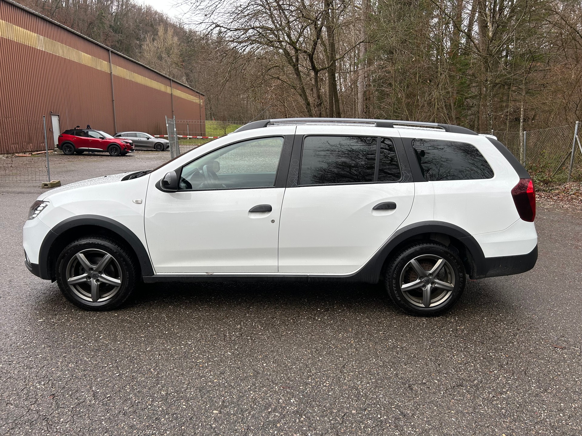 DACIA Logan MCV TCe 90 Stepway Easy-R-image-2